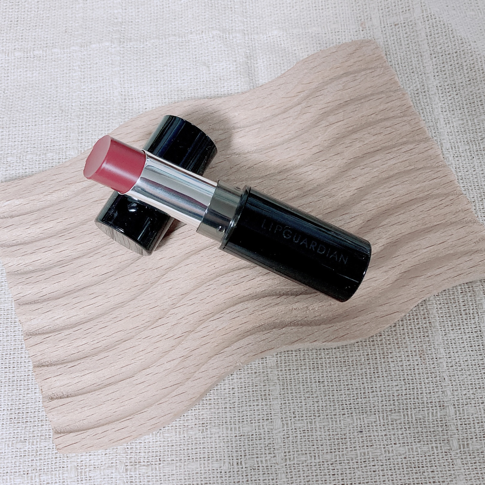メロウラッピングルージュ/LIPGUARDIAN/口紅を使ったクチコミ（2枚目）