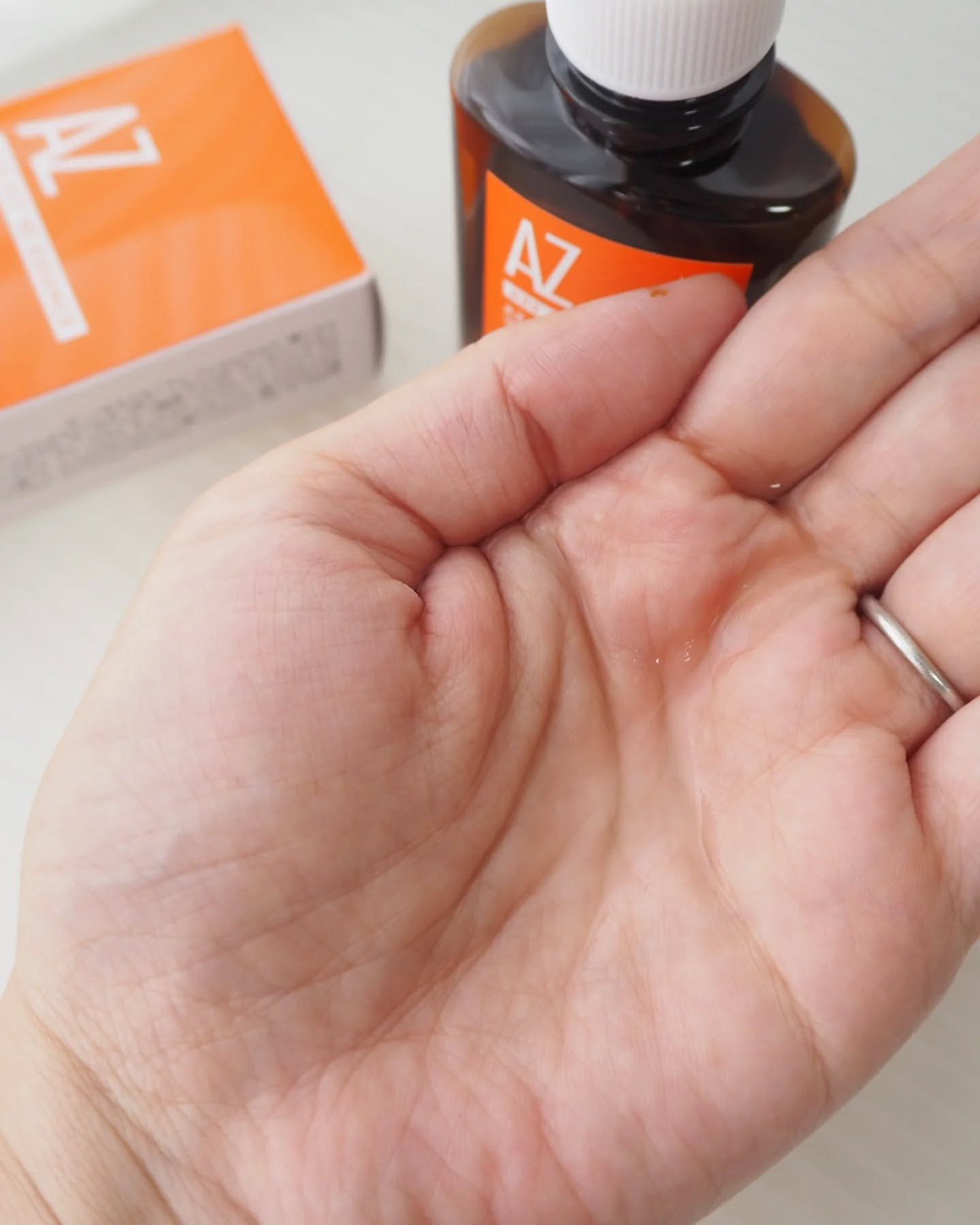 AZシリーズ アゼッフィト VCエッセンス/NIKI PITA/美容液を使ったクチコミ（3枚目）