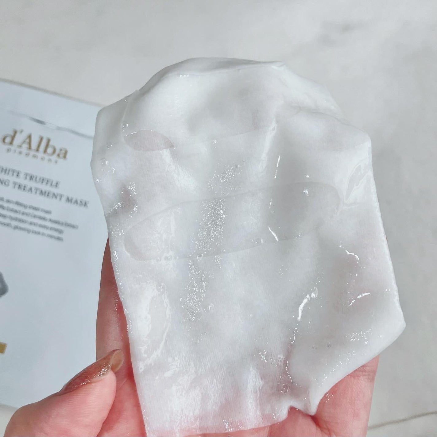 ホワイトトリュフナリシングトリートメントマスク/ダルバ/シートマスク・パックを使ったクチコミ(4枚目)