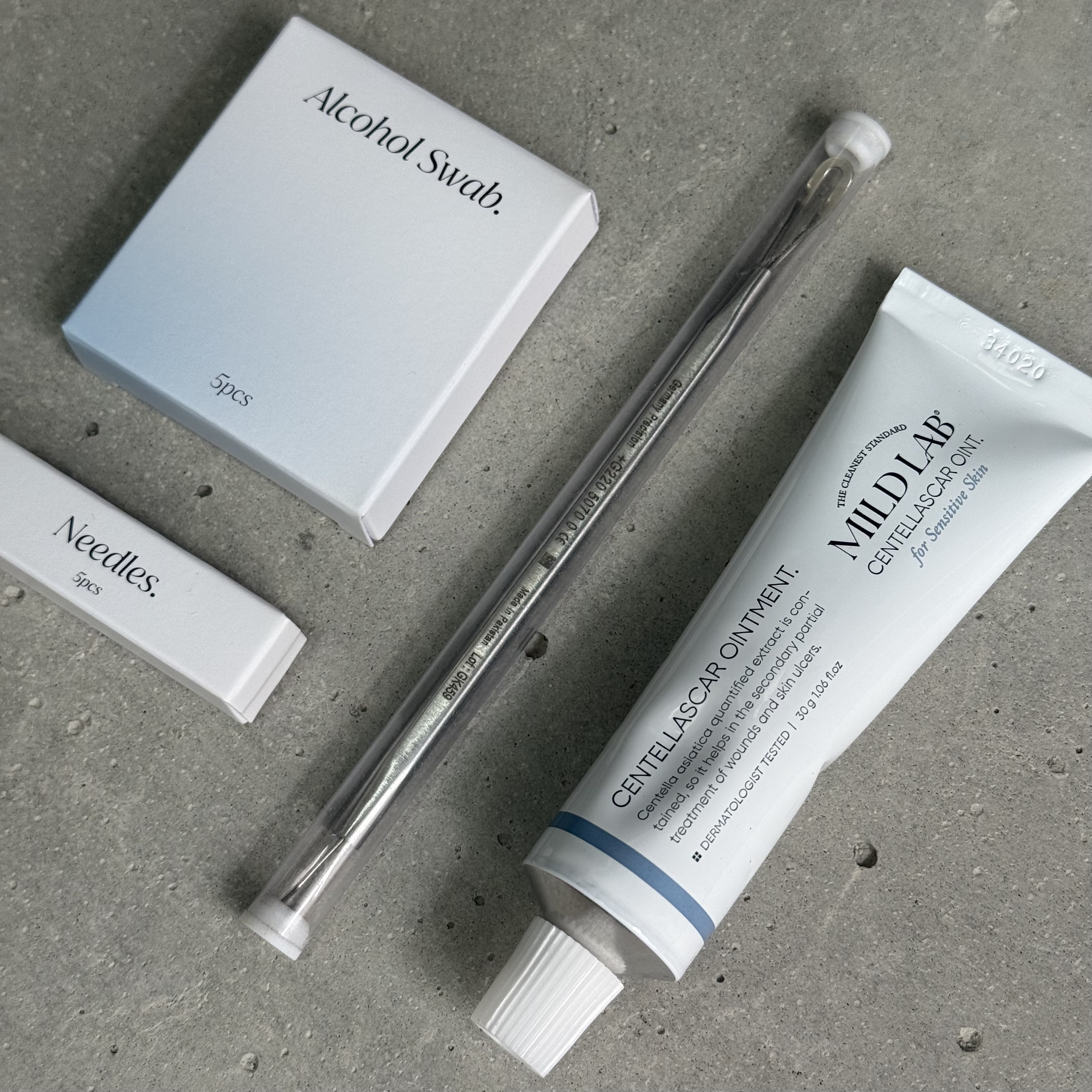 センテラスカー 軟膏 (オイントメント)/Mildlab/フェイスクリームを使ったクチコミ（2枚目）