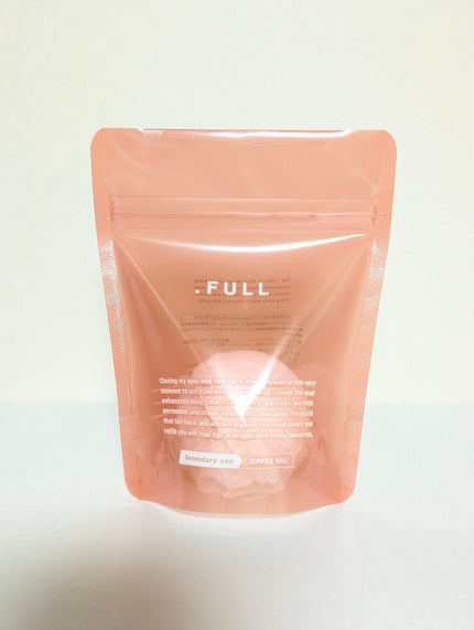 ももこ on LIPS 「カラフルで可愛いバスボム購入しました🛁全部で8種類❗️・ラベン..」(5枚目)