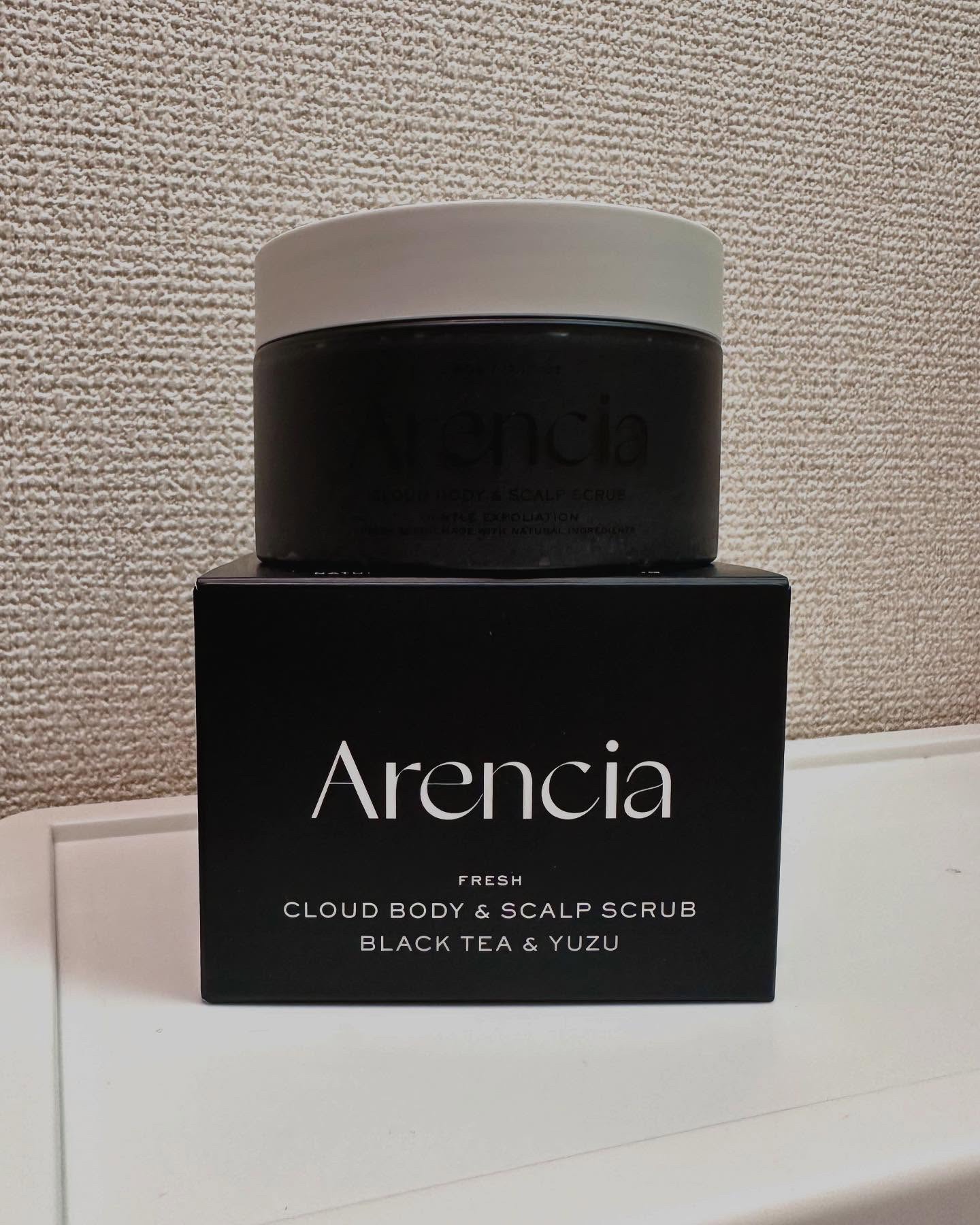フレッシュクラウドスクラブ　ブラックティー＆ユズ/アレンシア/スクラブ・ゴマージュを使ったクチコミ（3枚目）