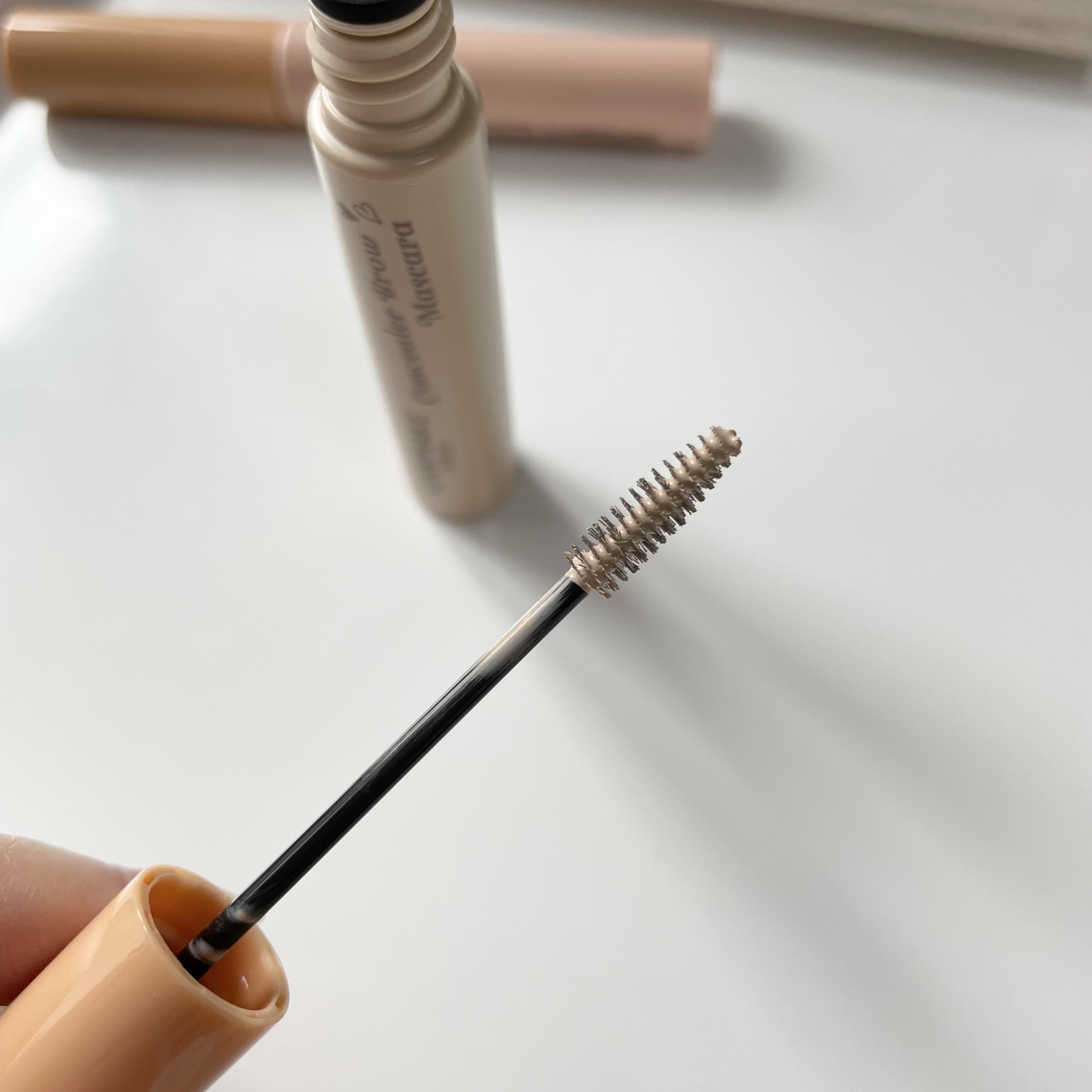 コンシーラーブロウマスカラ/キャンメイク/その他アイブロウを使ったクチコミ（2枚目）