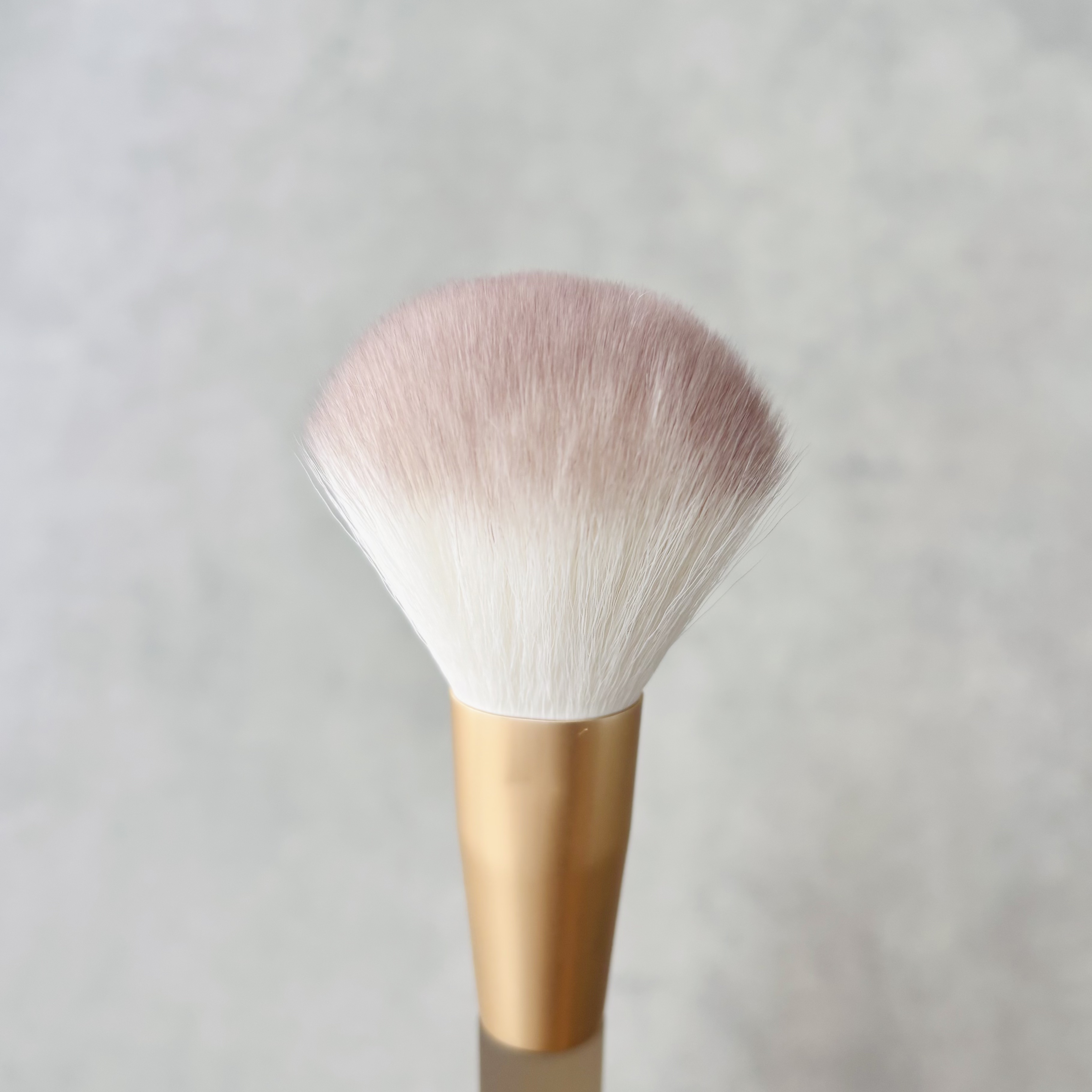 薄付きパウダーブラシ/Aura U/メイクブラシを使ったクチコミ（3枚目）