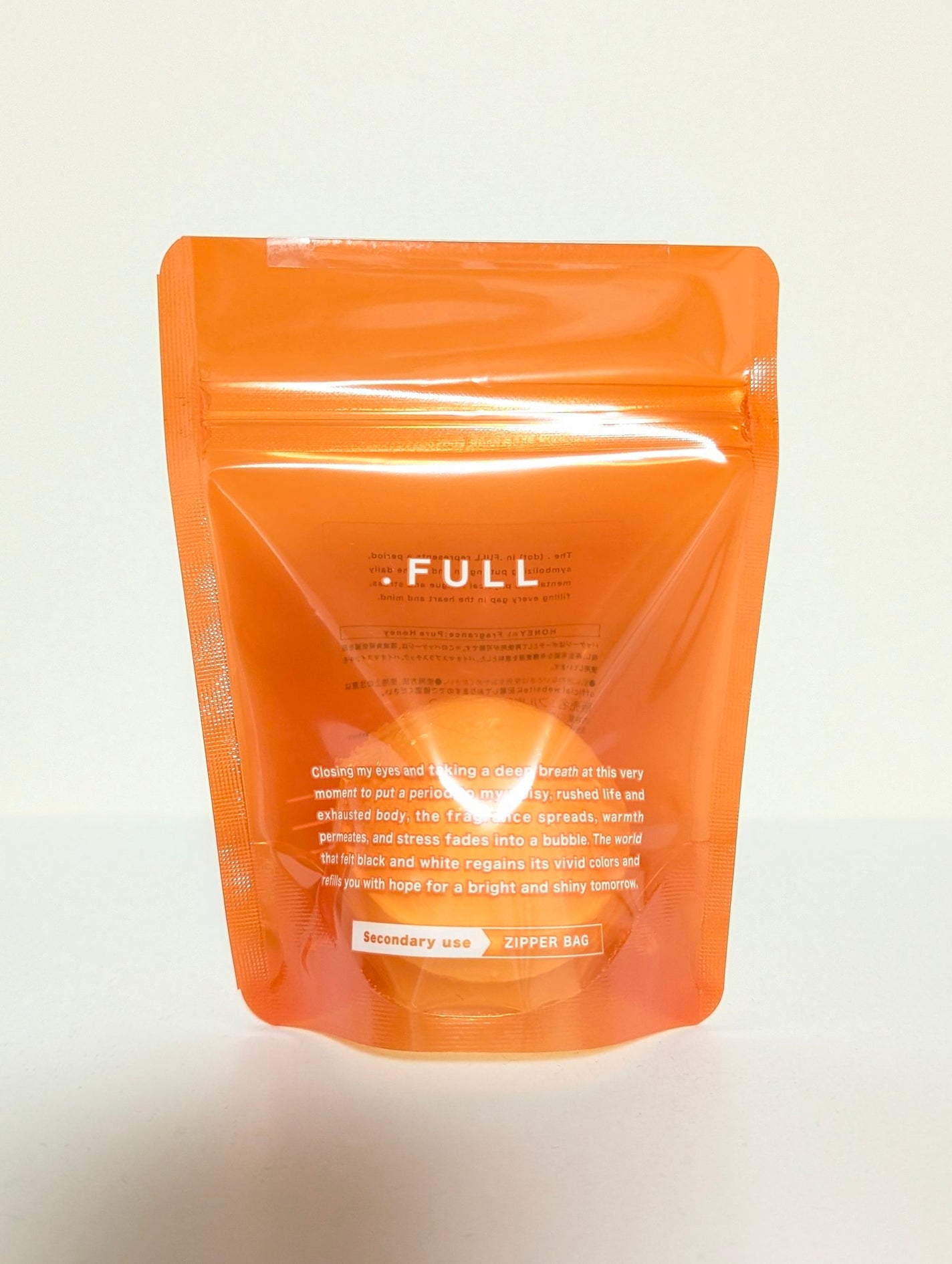 ももこ on LIPS 「カラフルで可愛いバスボム購入しました🛁全部で8種類❗️・ラベン..」(7枚目)