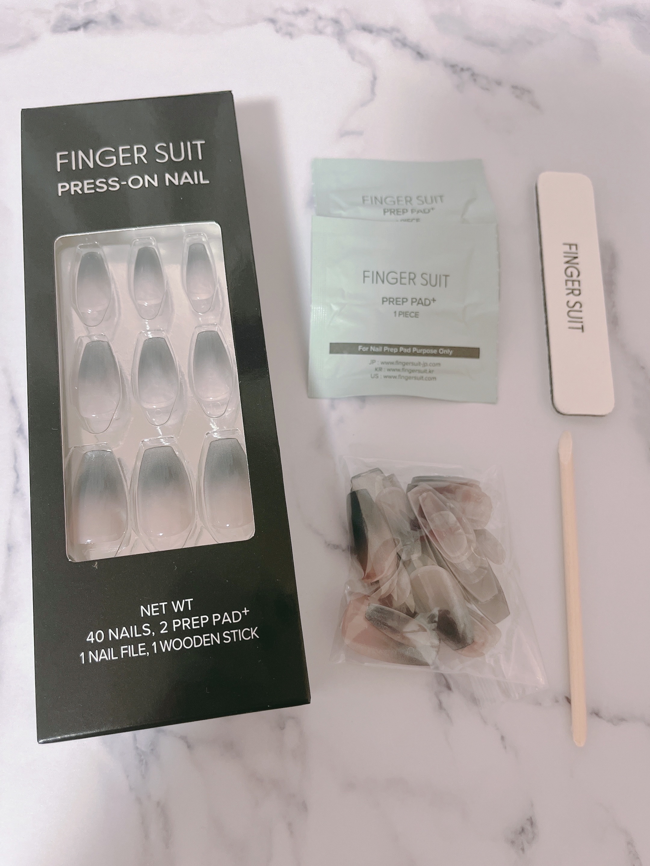 ネイルチップ(シールタイプ) Below Cloud/FINGER SUIT/ネイルチップ・パーツを使ったクチコミ（1枚目）