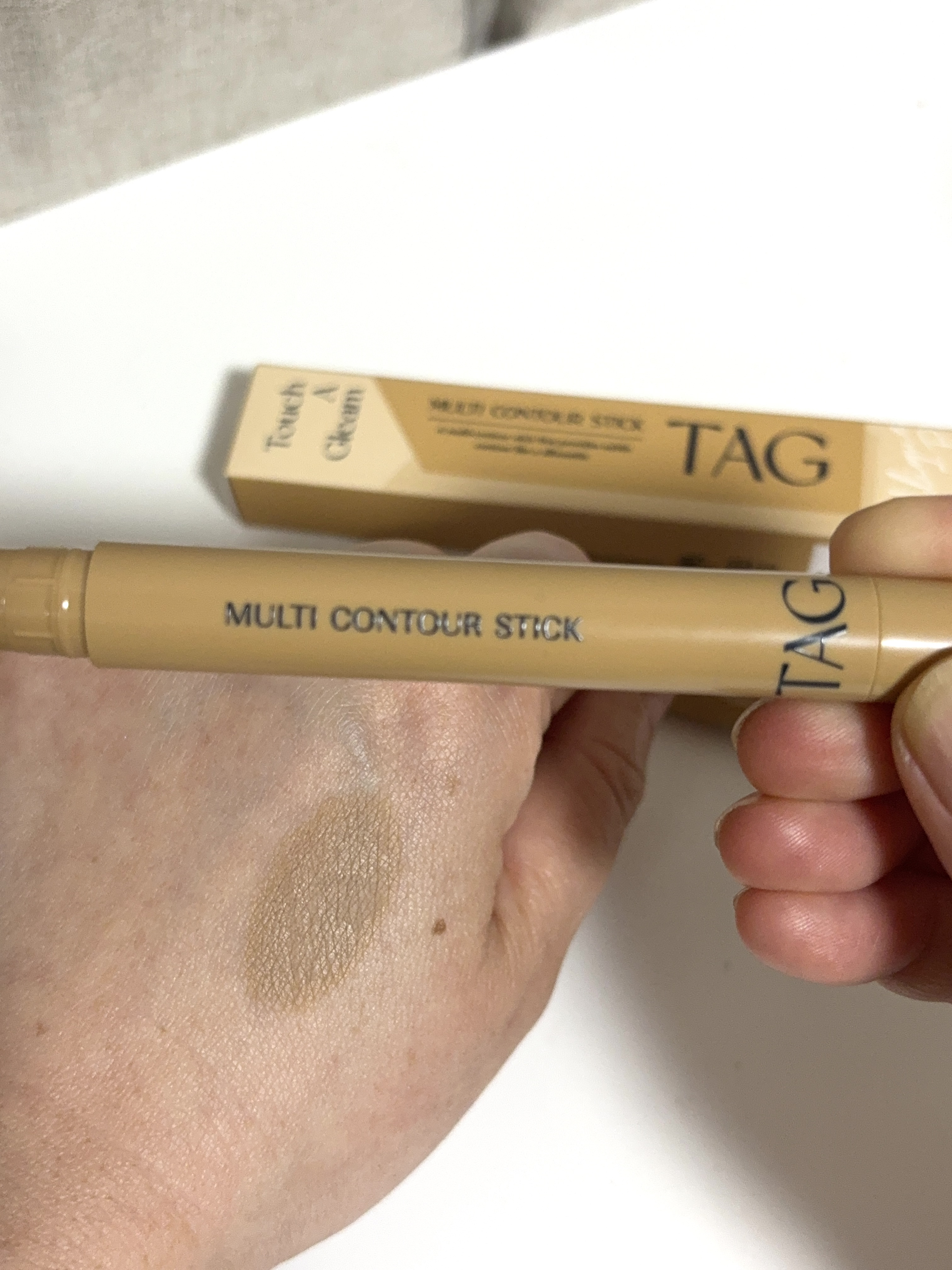 マルチコントゥアスティック/TAG/シェーディングを使ったクチコミ（2枚目）