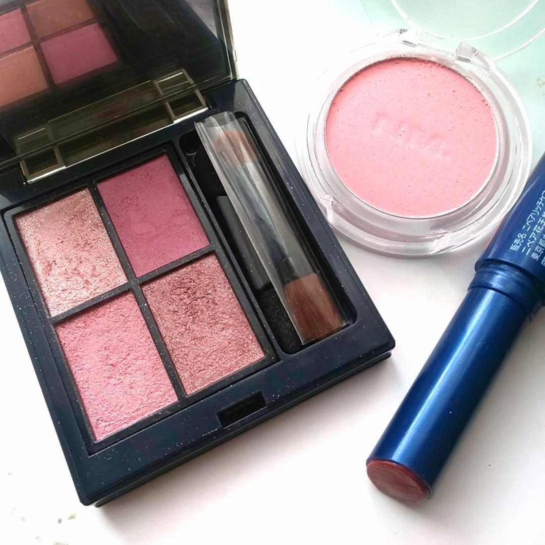 ミネラルクラッシィシャドー/エトヴォス/アイシャドウパレットを使ったクチコミ（2枚目）