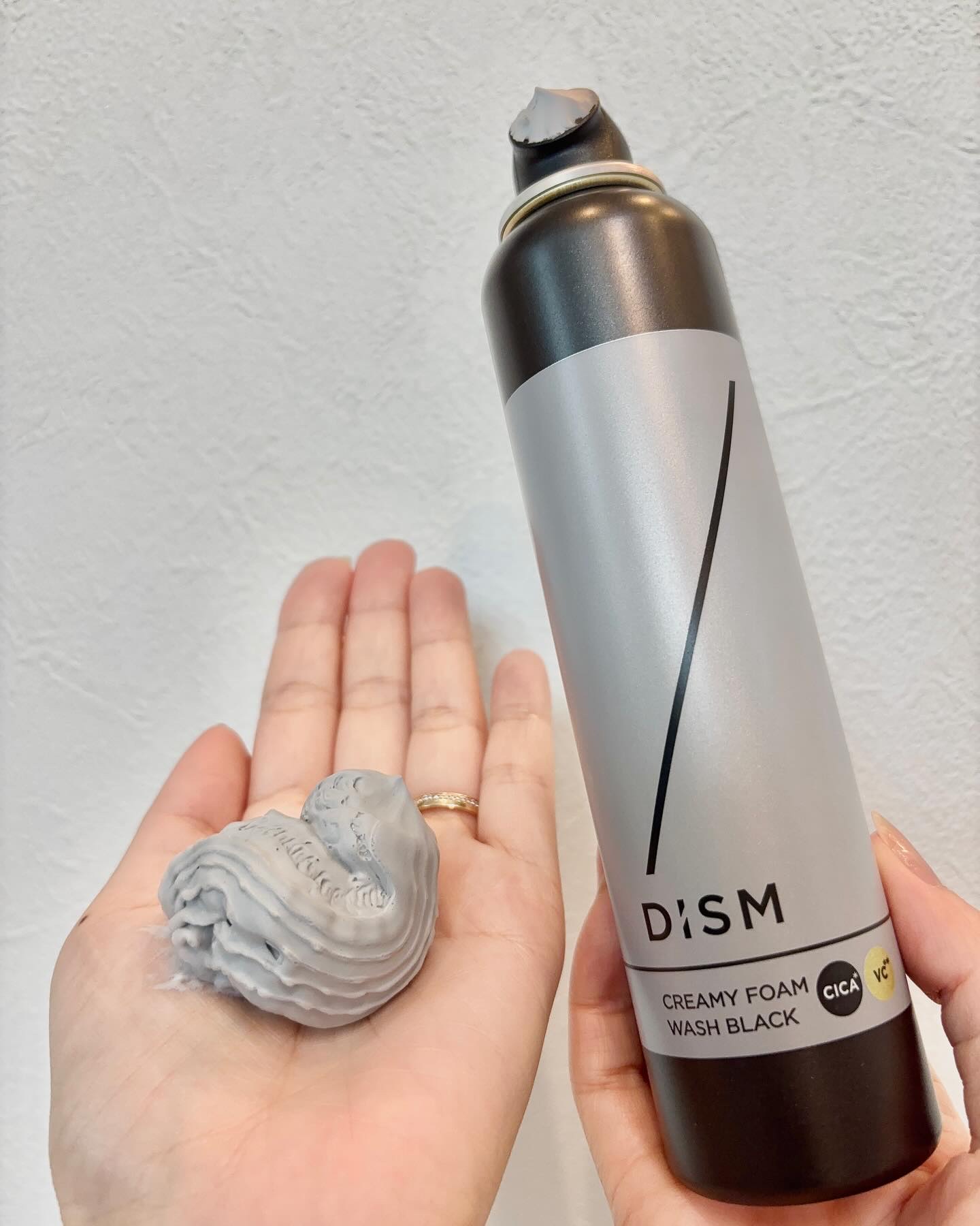 ディズム クリーミーフォームウォッシュ ブラック/DISM/泡洗顔を使ったクチコミ（3枚目）