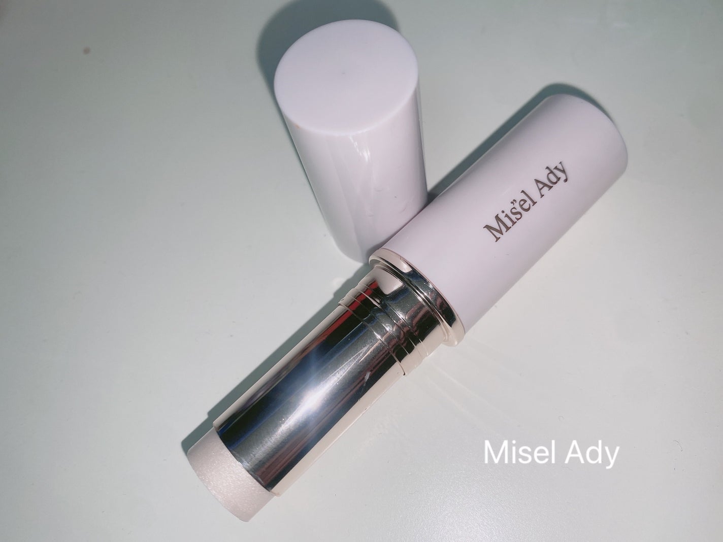 シアーグロウスティック ハイライト/ミゼルエディ/スティックハイライトを使ったクチコミ(1枚目)