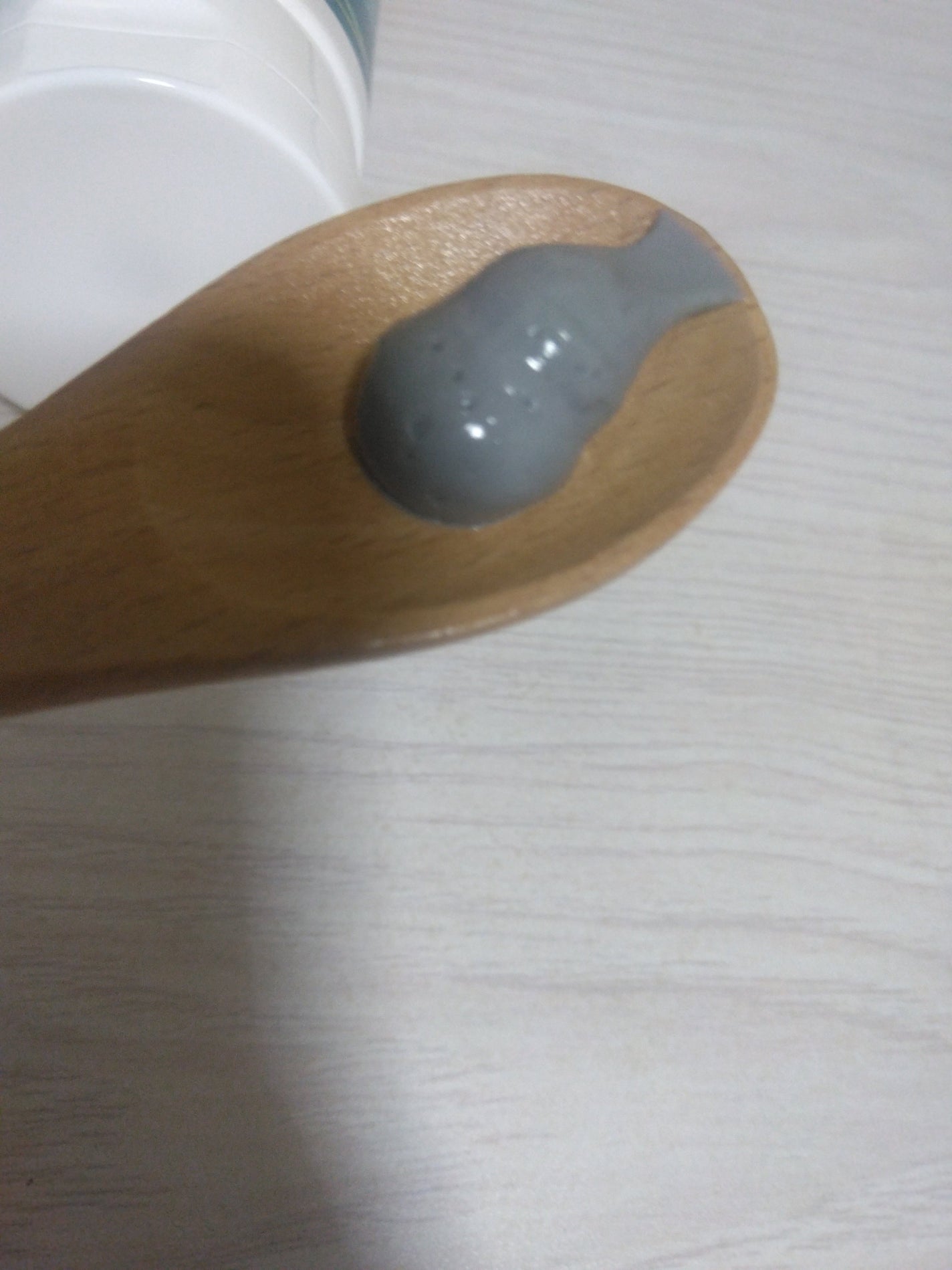 ローズマリー スカルプクレンジング/WELEDA/頭皮クレンジングを使ったクチコミ(3枚目)