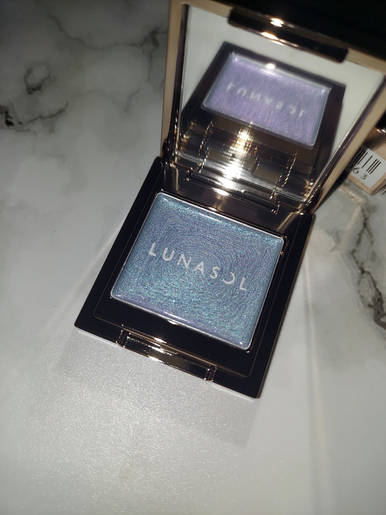 ルナソル モノアイカラーレーション/LUNASOL/単色アイシャドウを使ったクチコミ（1枚目）
