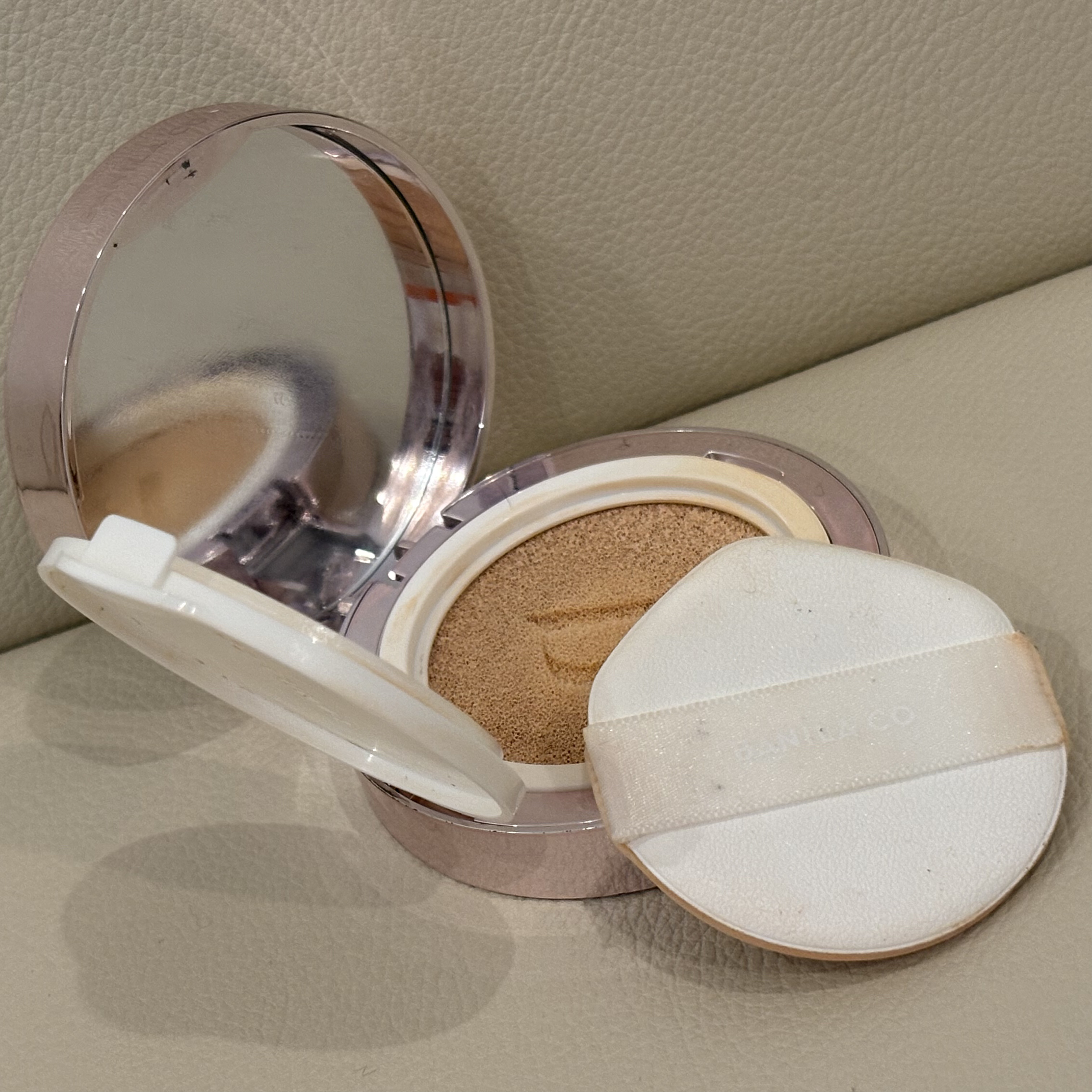 カバーリシャス アルティメット ホワイトクッション モイスチャー/BANILA CO/クッションファンデーションを使ったクチコミ（2枚目）