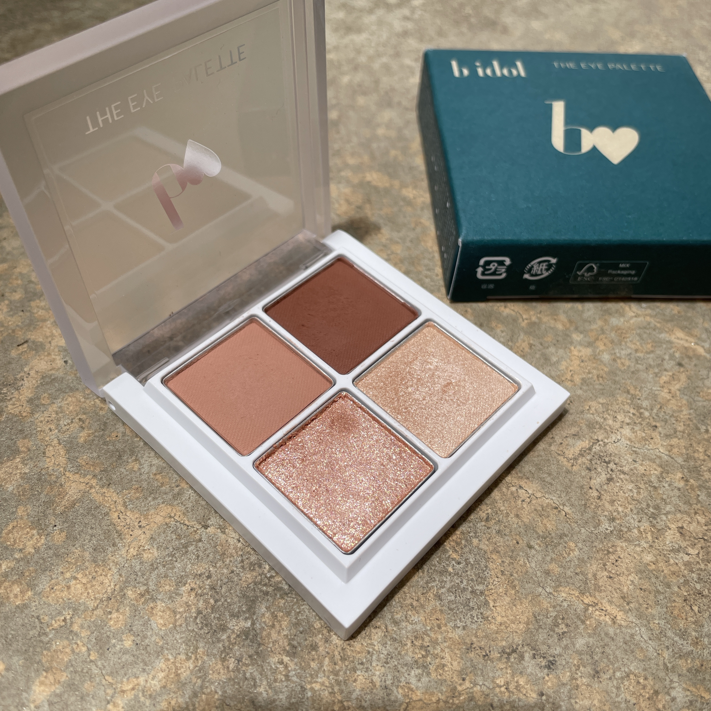 THE アイパレR/b idol/アイシャドウパレットを使ったクチコミ（2枚目）