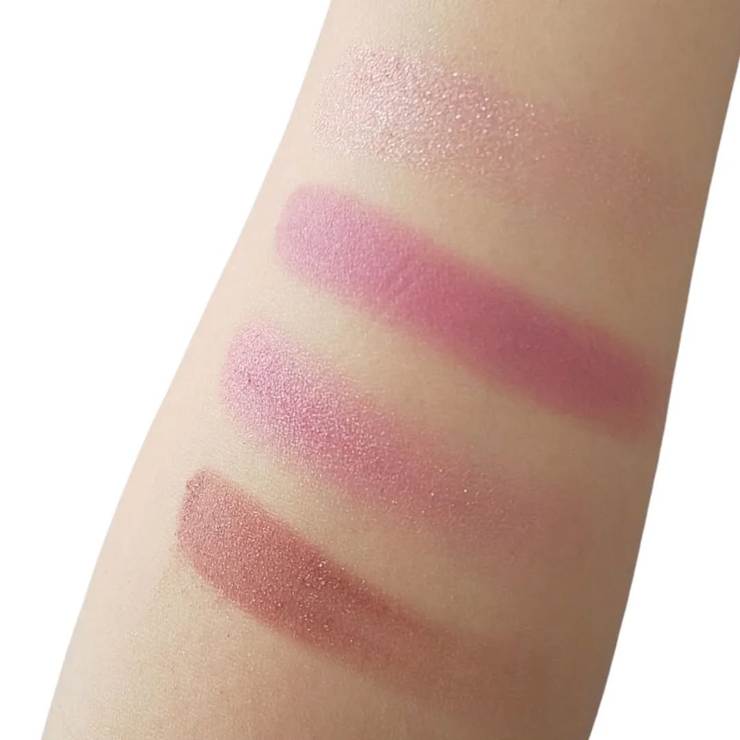 ミネラルクラッシィシャドー カームピンク(限定)/エトヴォス/アイシャドウパレットを使ったクチコミ（2枚目）