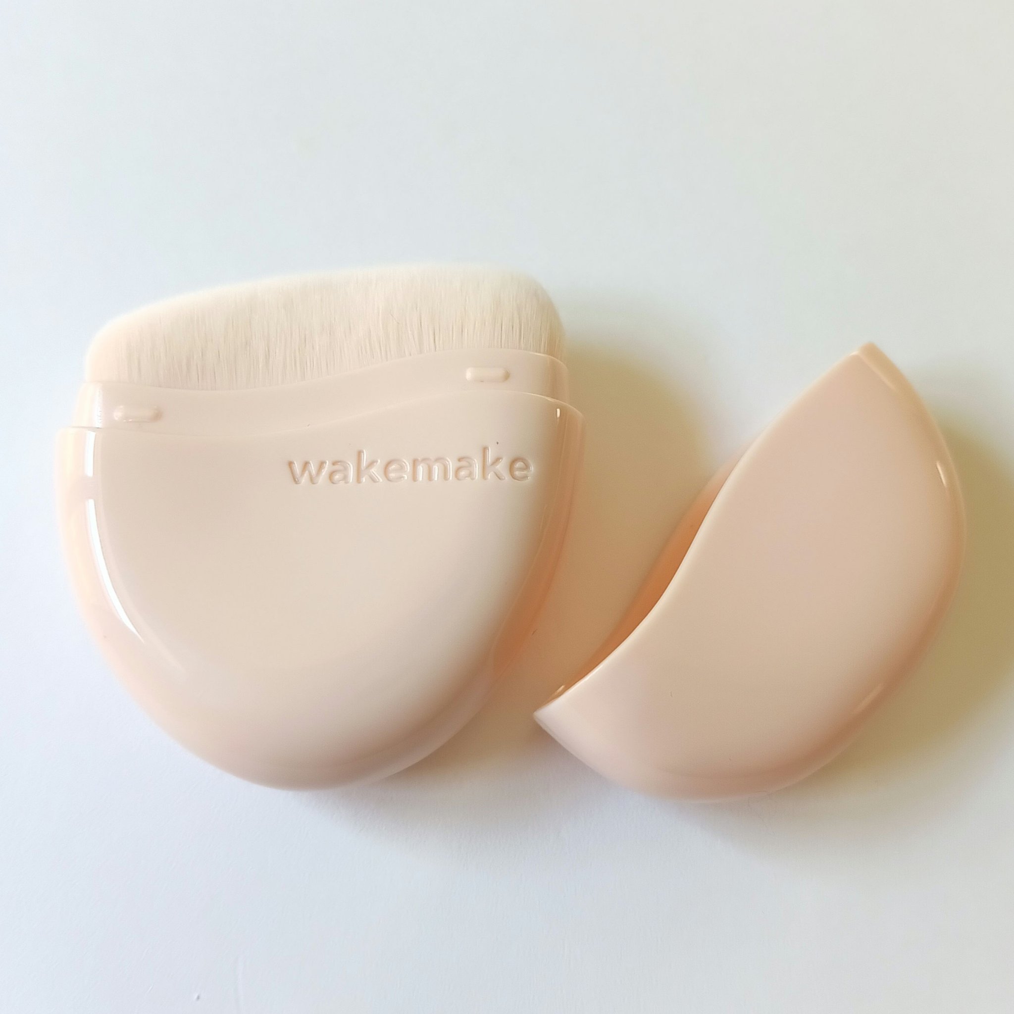 ウォーターグロウコーティングバーム/wakemake/クリーム・エマルジョンファンデーションを使ったクチコミ（3枚目）