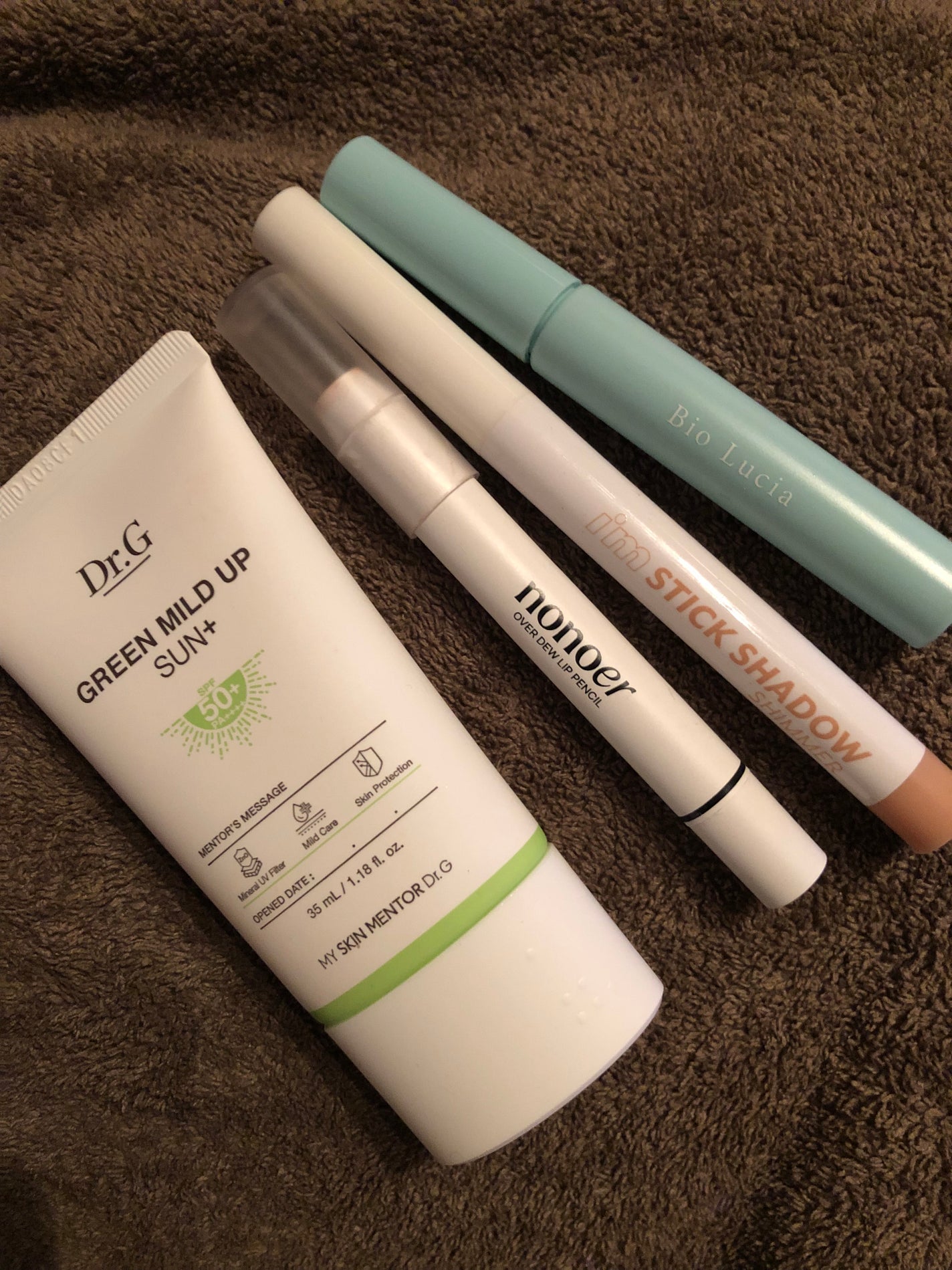 アイムスティックシャドウシマー/i’m meme/スティックアイシャドウを使ったクチコミ(1枚目)