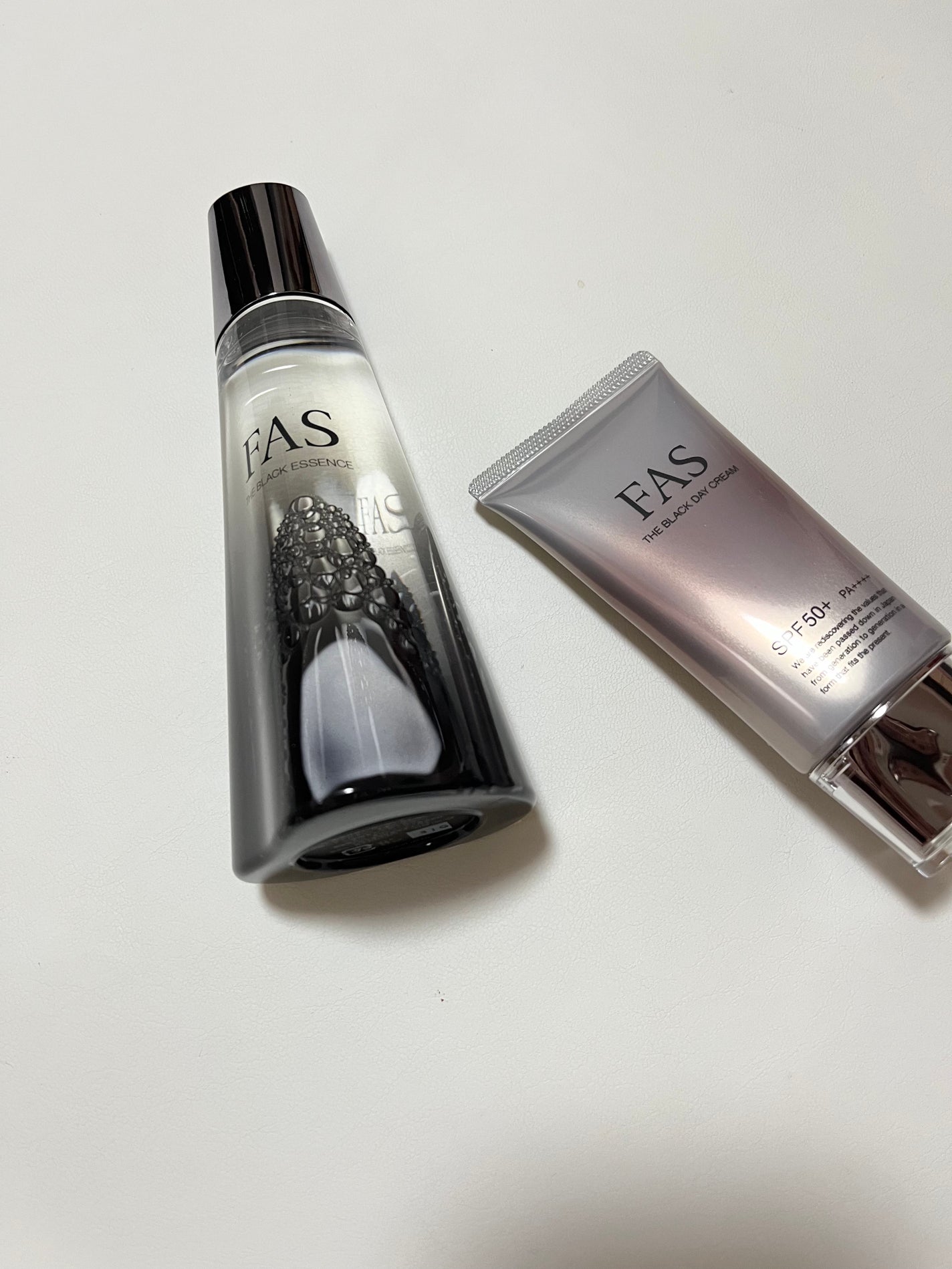 ディップイン グロウ クリームハイライター /DECORTÉ/クリームハイライトを使ったクチコミ(4枚目)