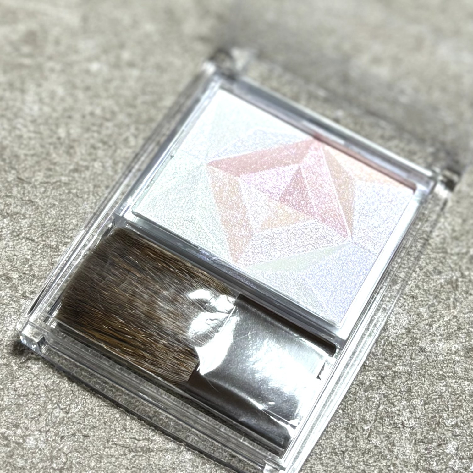 パールグロウハイライト/CEZANNE/ハイライト・シェーディングを使ったクチコミ（3枚目）