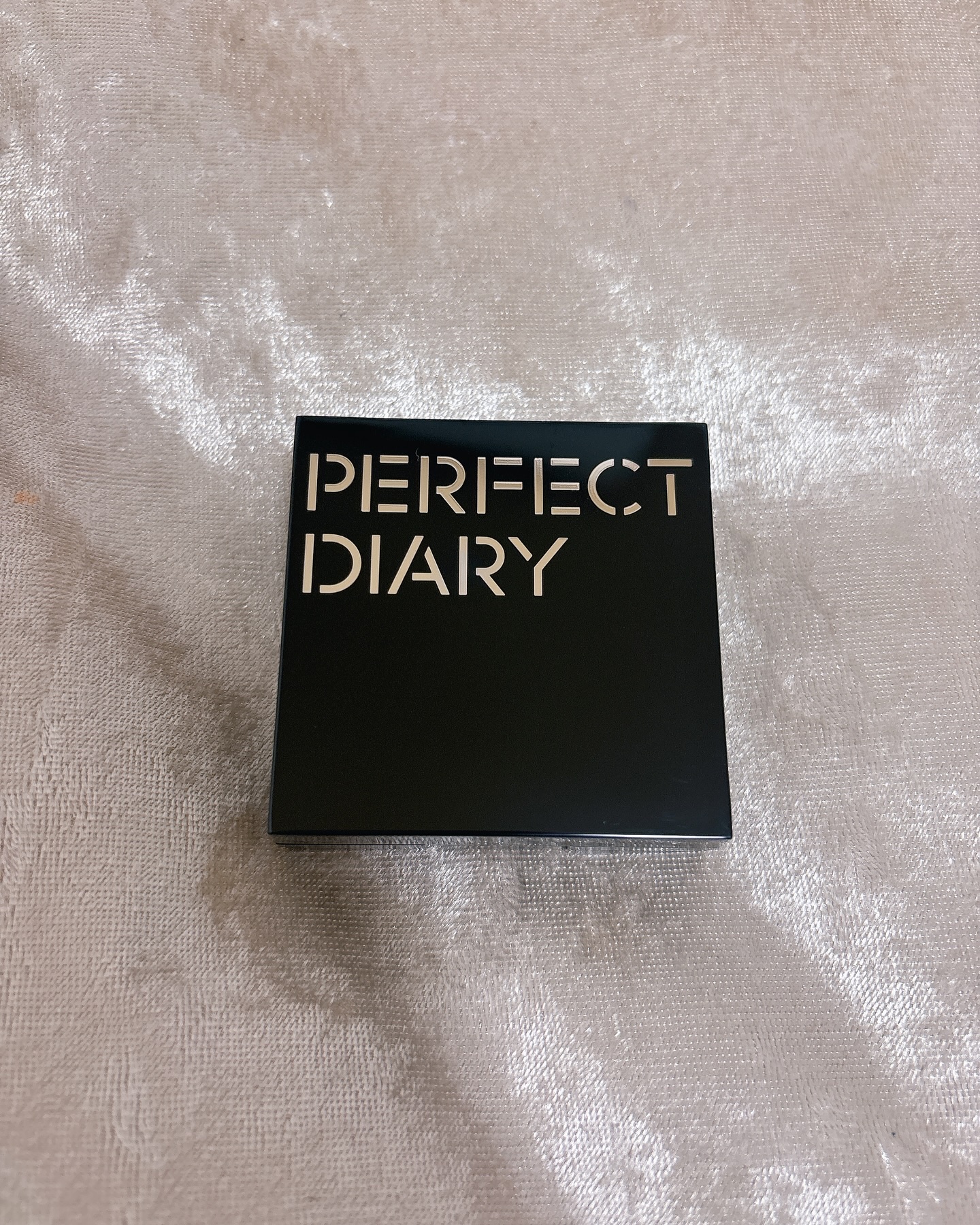 トランスルーシェント ブルーリング セッティング パウダー/PERFECT DIARY/プレストパウダーを使ったクチコミ（1枚目）