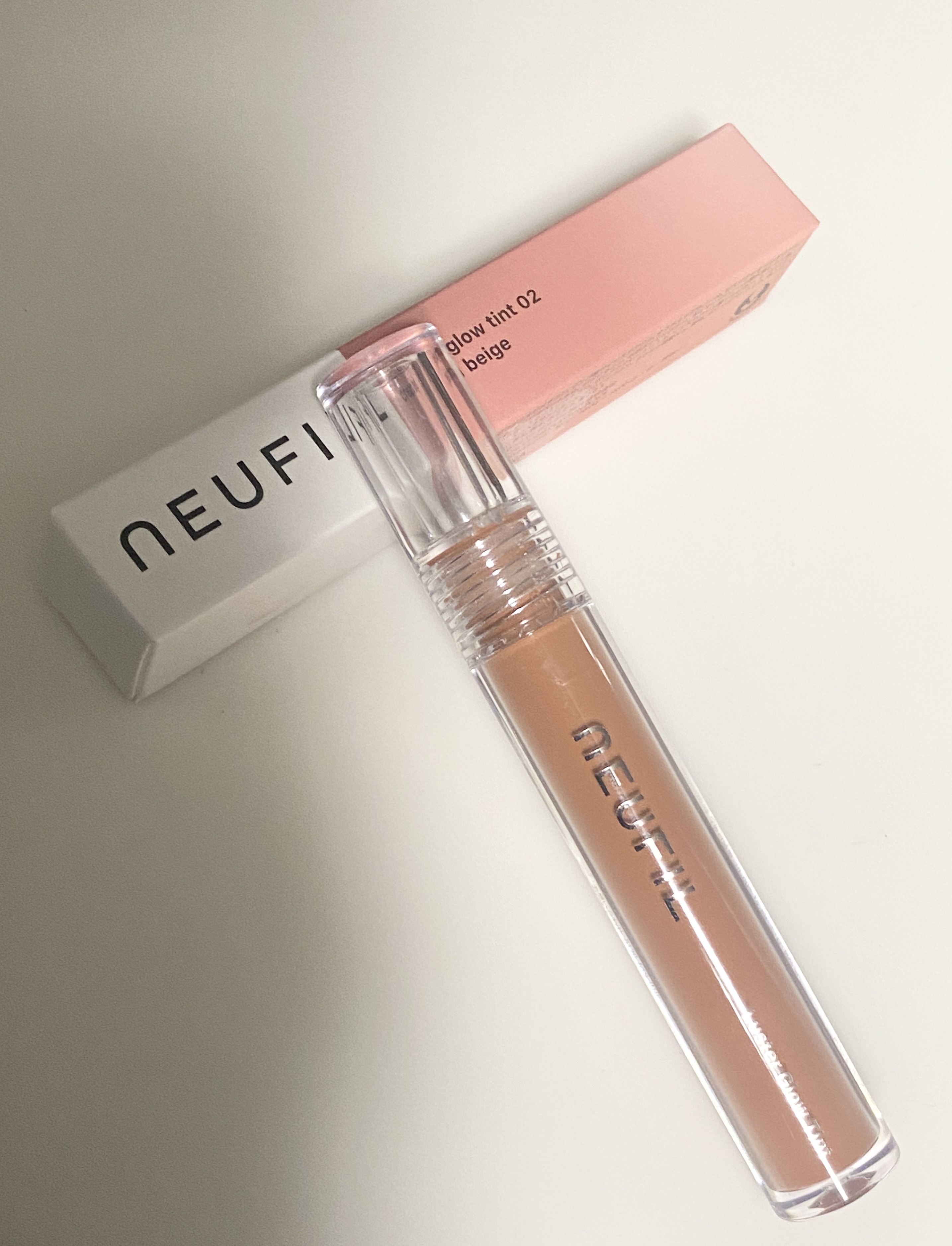 ラスターグロウティント 02 クリームベージュ/NEUFIL/リップティントを使ったクチコミ（1枚目）