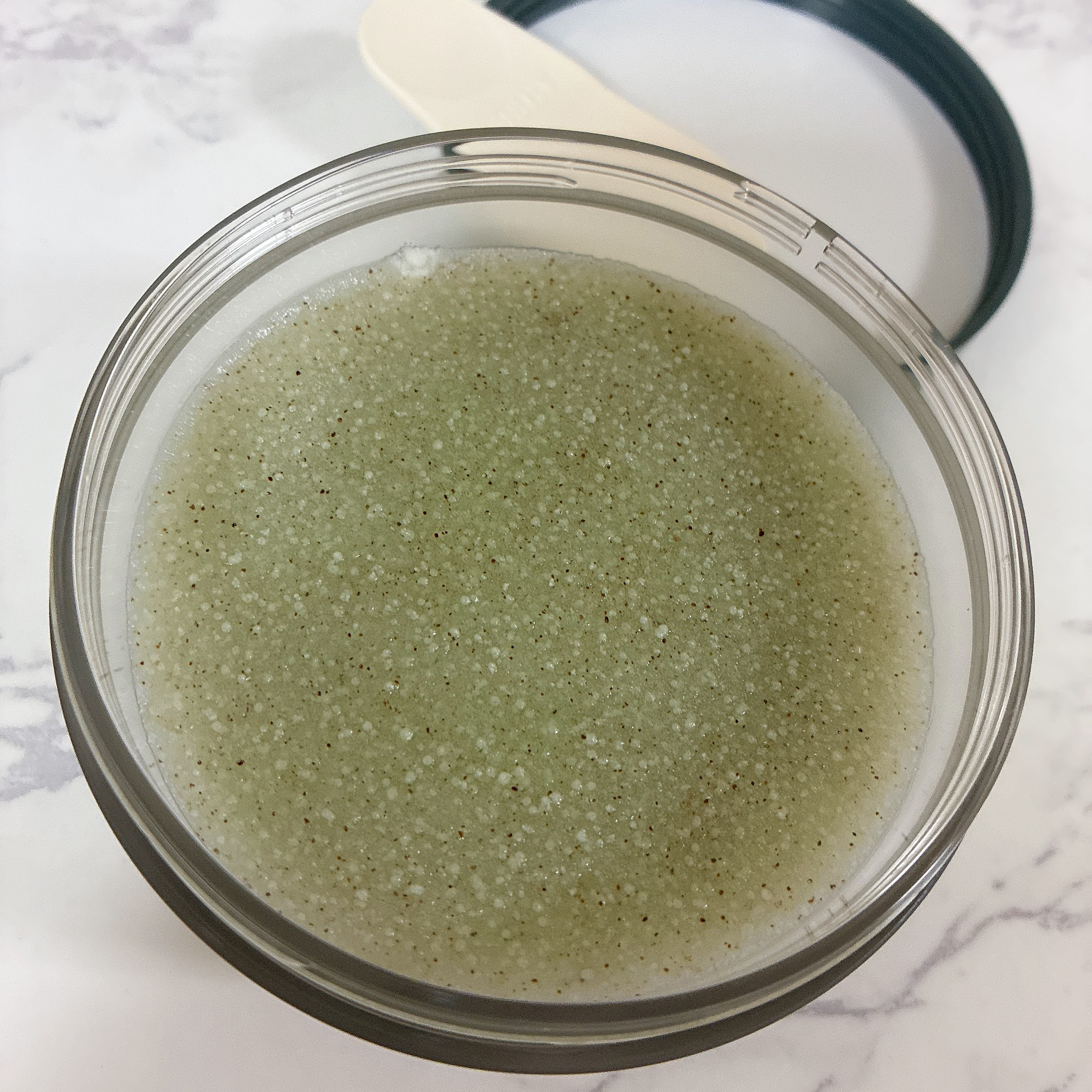 ボディスクラブ ブラッシャー クリア/アーレス/ボディスクラブを使ったクチコミ（2枚目）