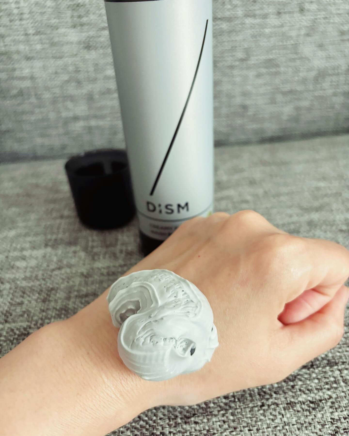 ディズム クリーミーフォームウォッシュ ブラック/DISM/泡洗顔を使ったクチコミ（3枚目）