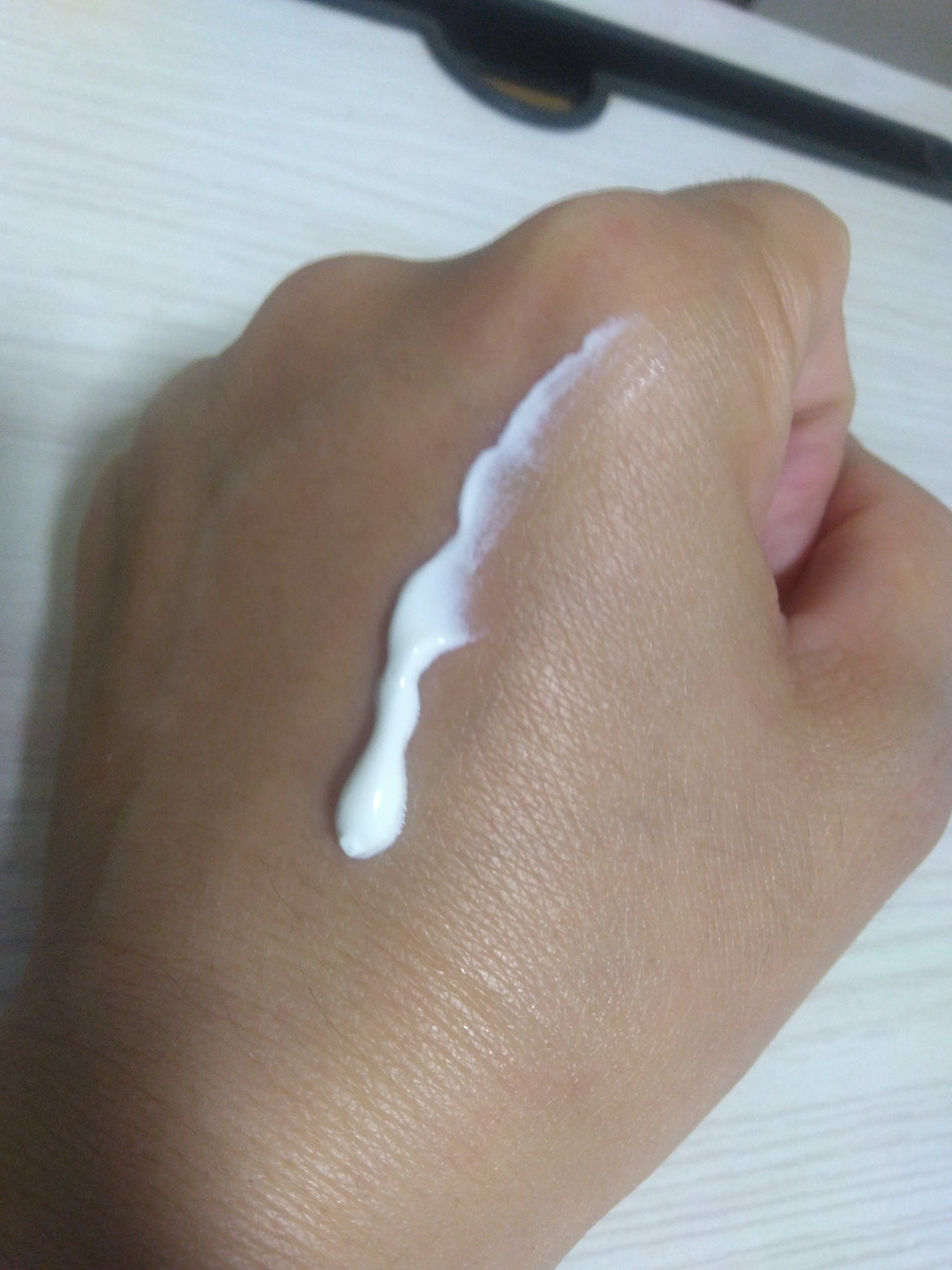 プリマベーネパーフェクトUVエッセンス/メンターム/日焼け止めローションを使ったクチコミ(3枚目)