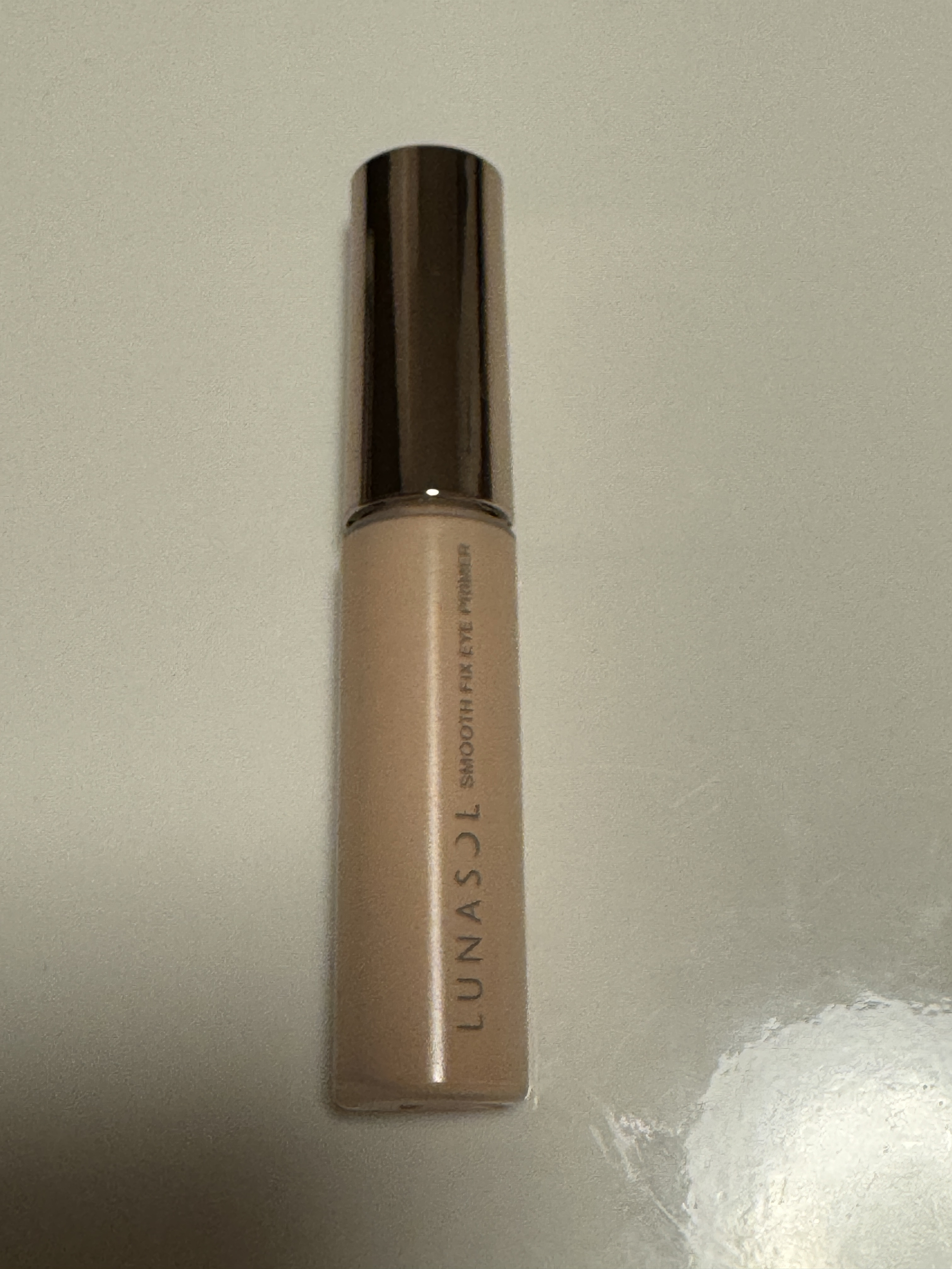 ルナソル スムースフィックスアイプライマー/LUNASOL/アイシャドウベースを使ったクチコミ（2枚目）