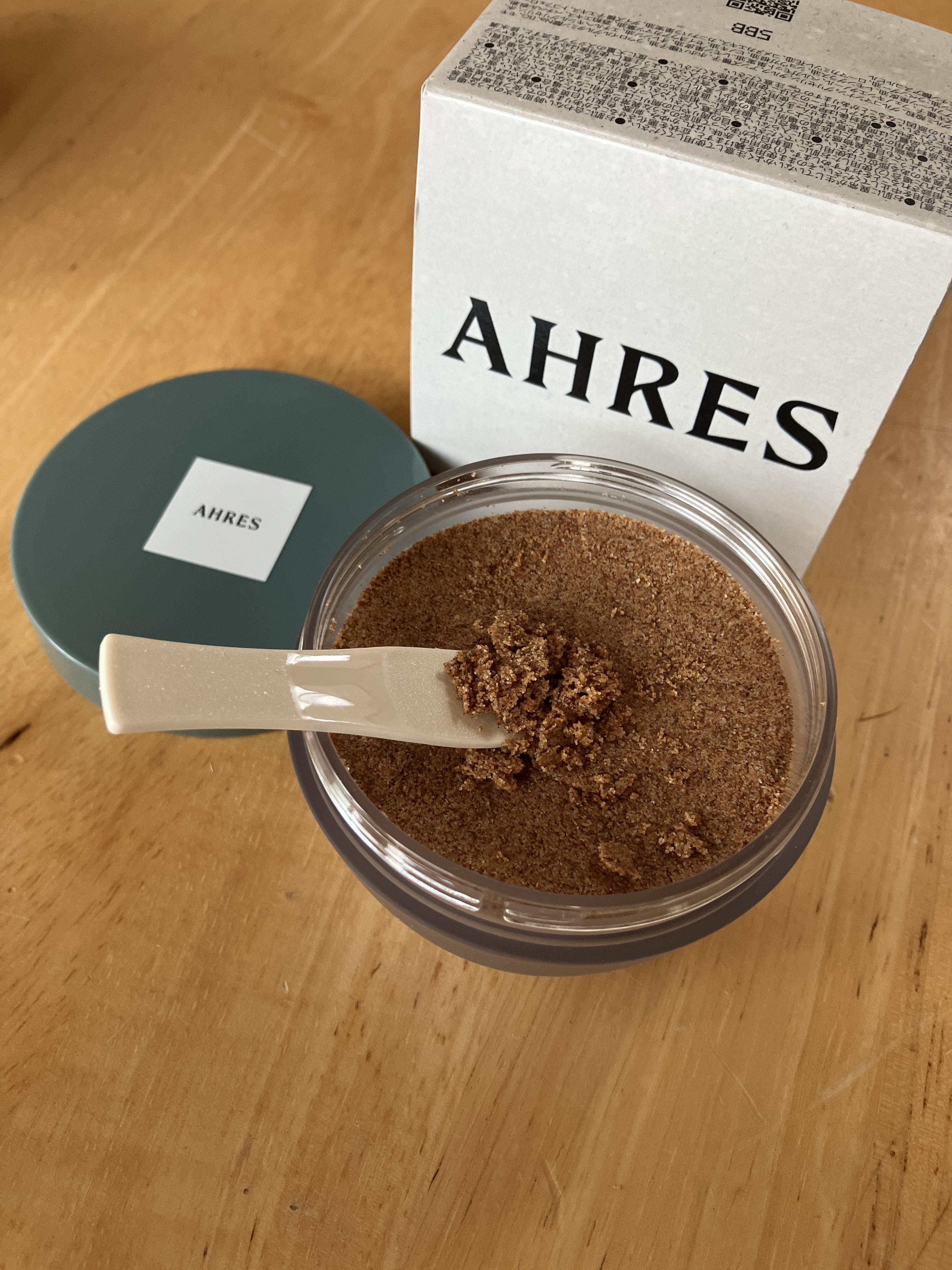 フェイススクラブ ブラッシャー VG/アーレス/スクラブ・ゴマージュを使ったクチコミ（2枚目）