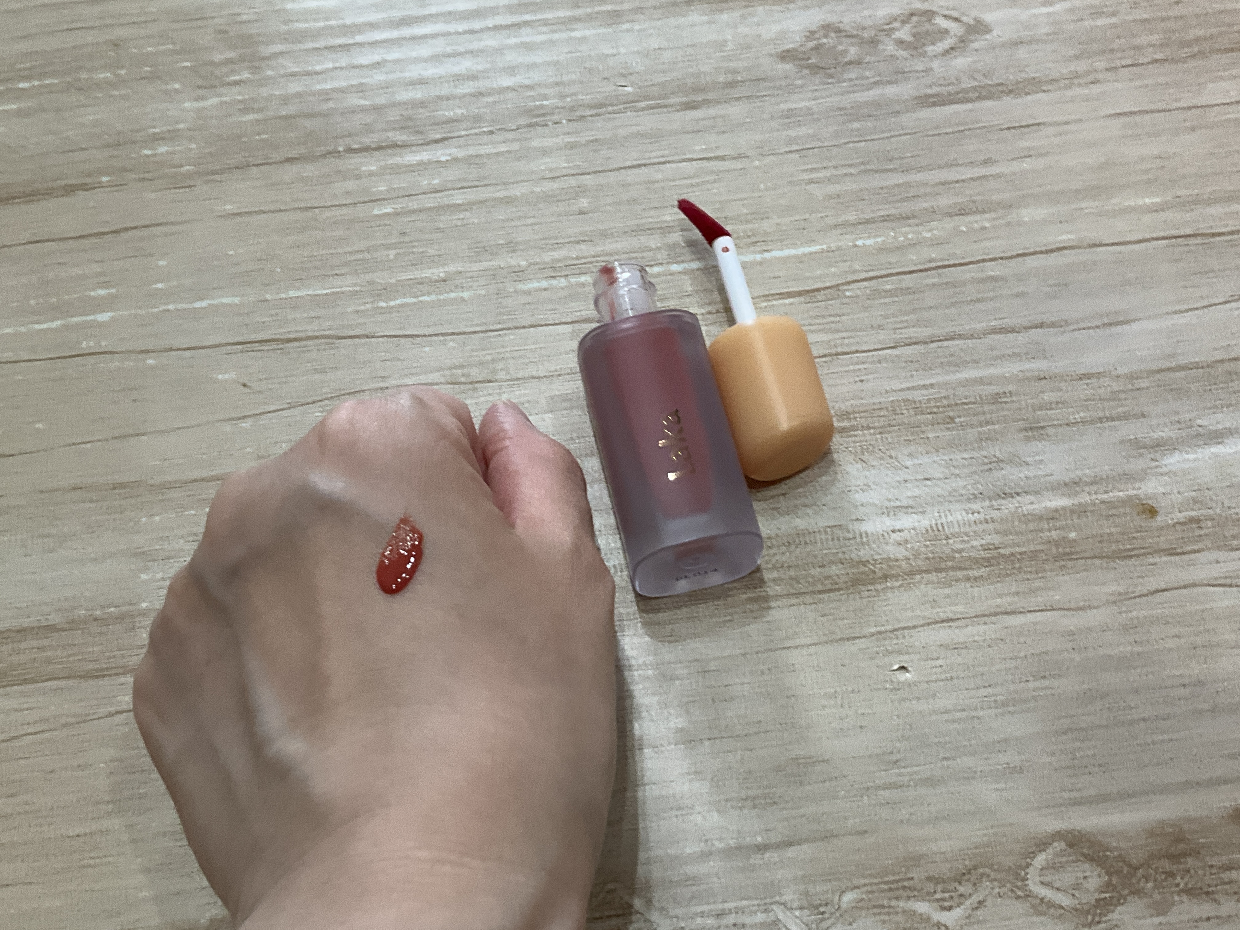 フルーティーグラムティント 117 ゼタ/Laka/リップティントを使ったクチコミ（3枚目）