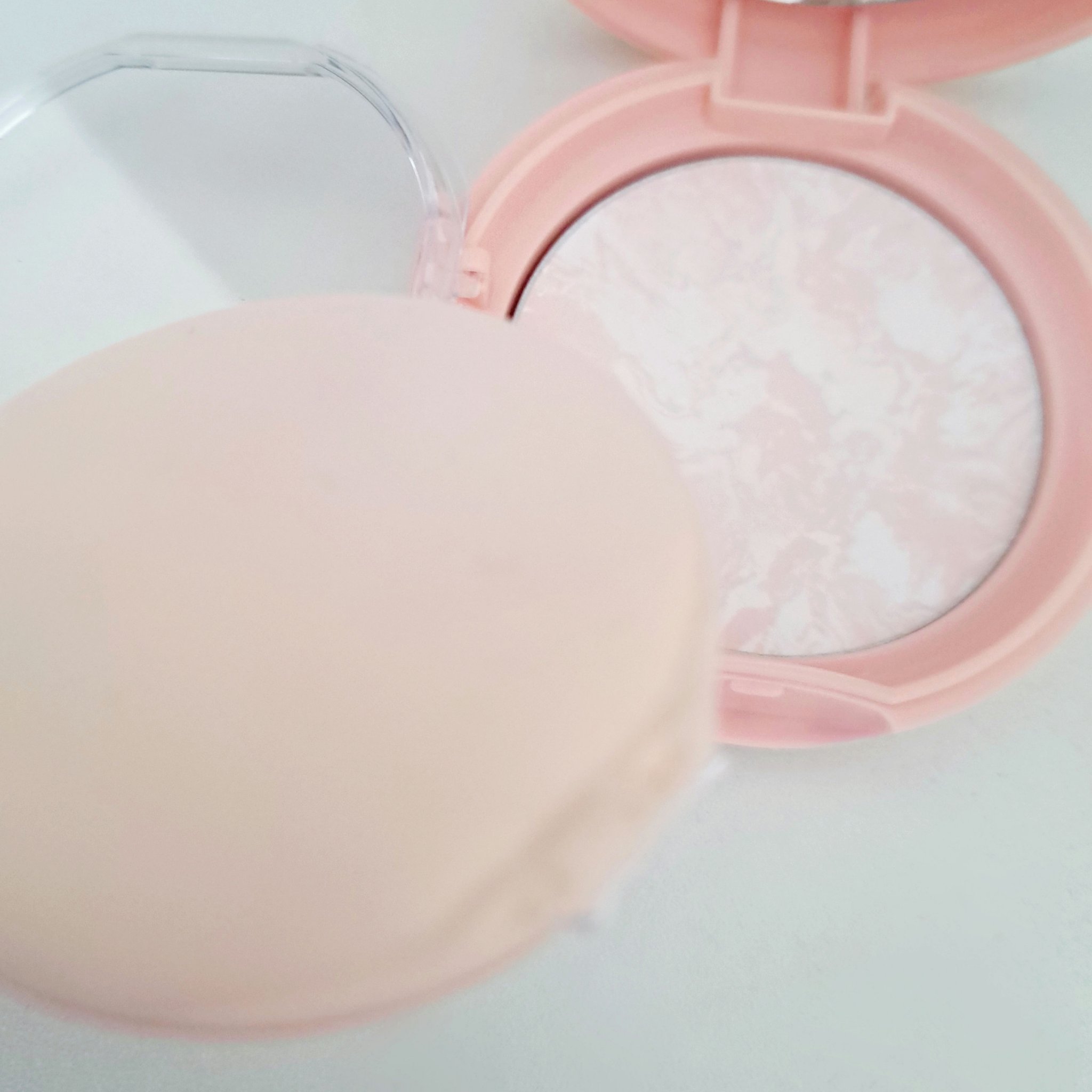 アピュー ジューシーパン ジェリーパウダー/A’pieu/プレストパウダーを使ったクチコミ（3枚目）