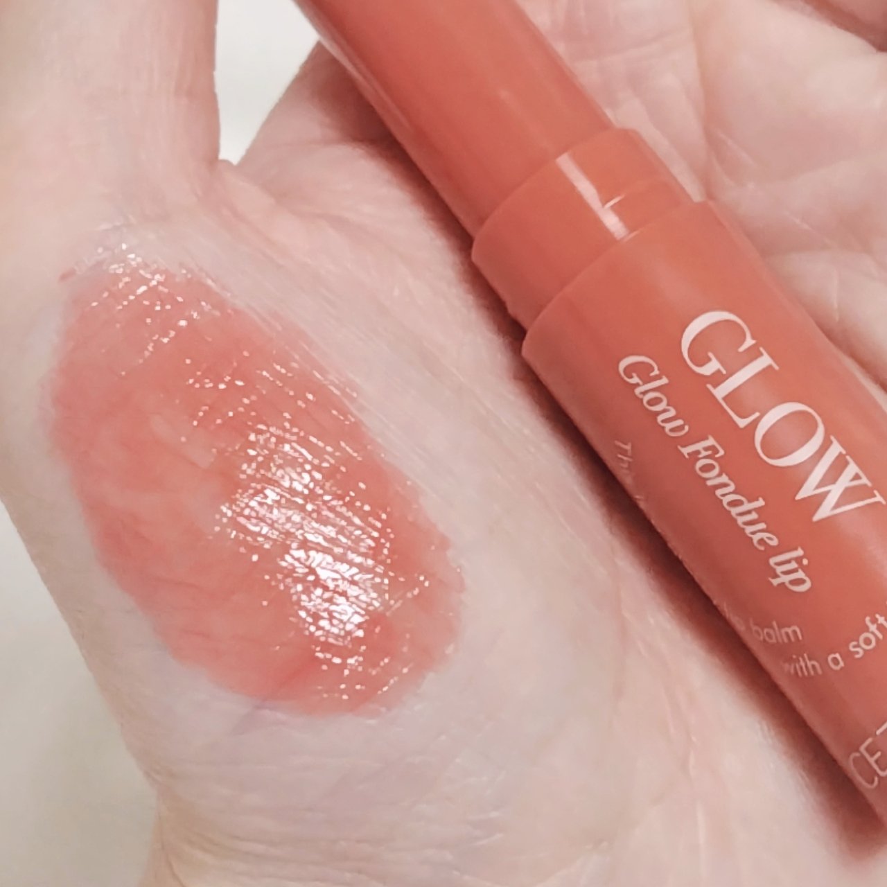 グロウフォンデュリップ/CEZANNE/口紅・グロス・リップライナー・リップケアを使ったクチコミ（2枚目）