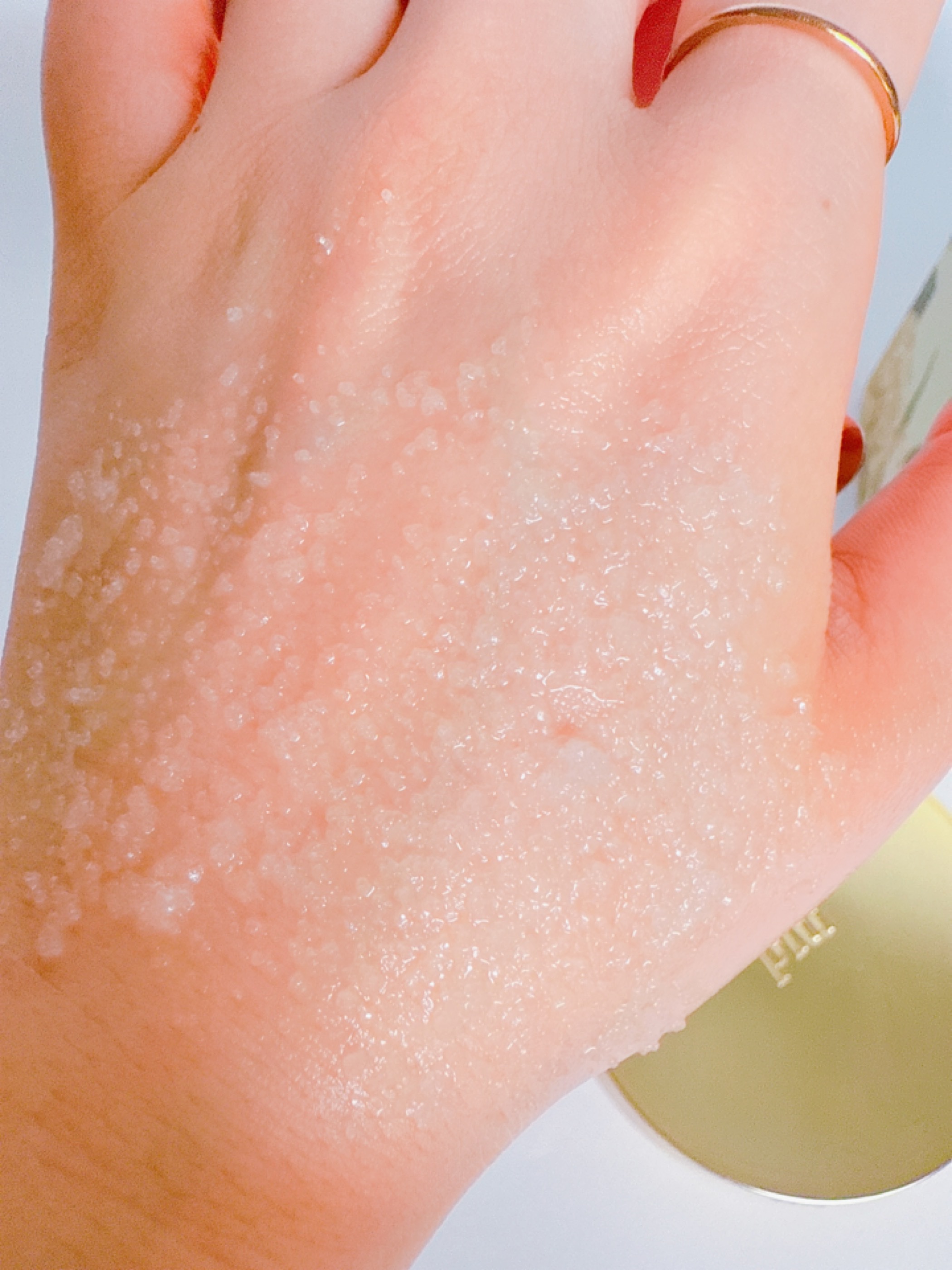 パヒュームドボディスクラブ ホワイトブラン/plu/ボディスクラブを使ったクチコミ（3枚目）