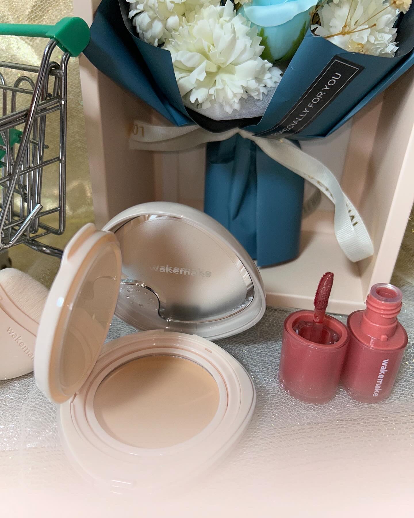 ウォーターグロウコーティングバーム/wakemake/クリーム・エマルジョンファンデーションを使ったクチコミ（2枚目）