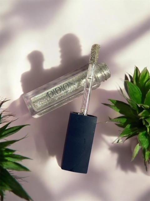 リキッド グリッター 02 TGIF/DIDION/グリッターを使ったクチコミ（1枚目）