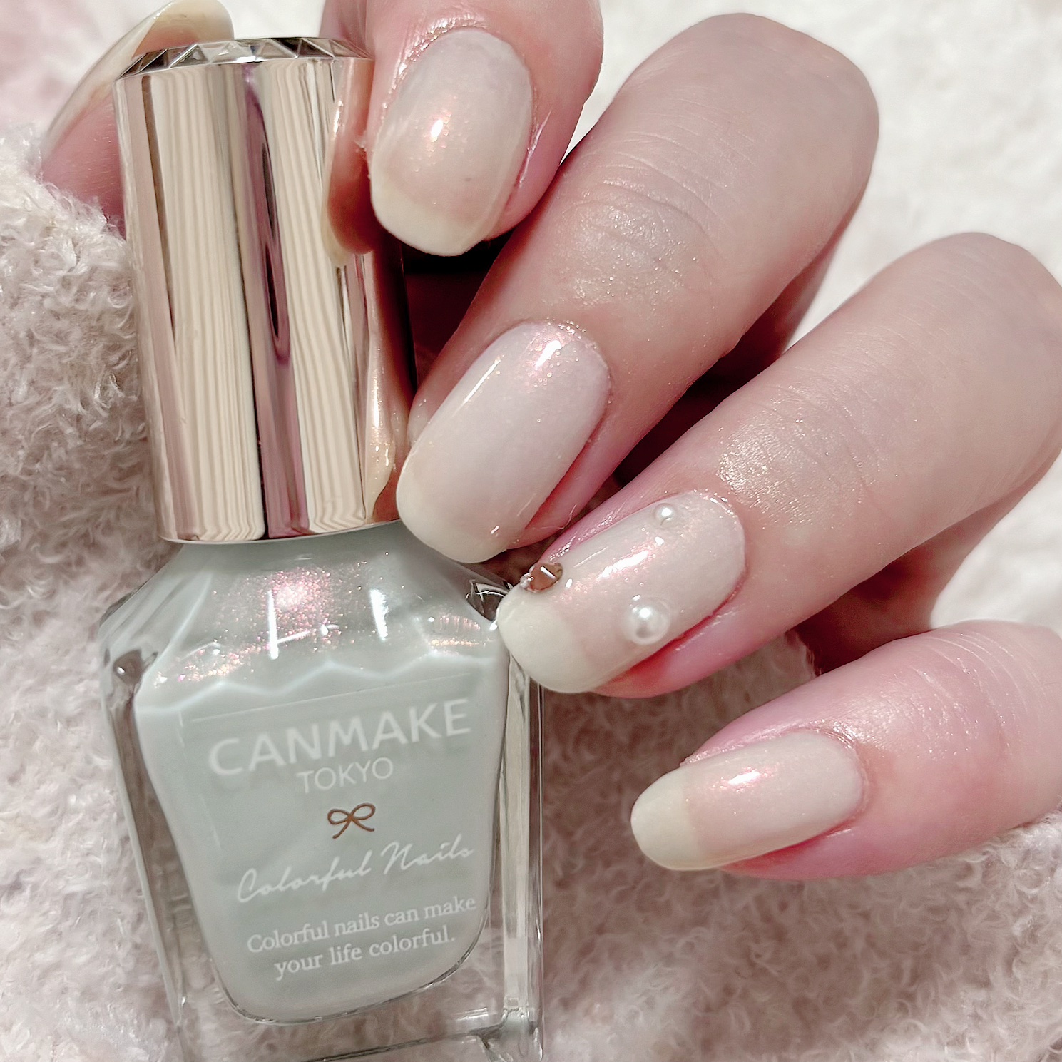カラフルネイルズ N113 テンダーブリーズ/キャンメイク/マニキュアを使ったクチコミ（1枚目）