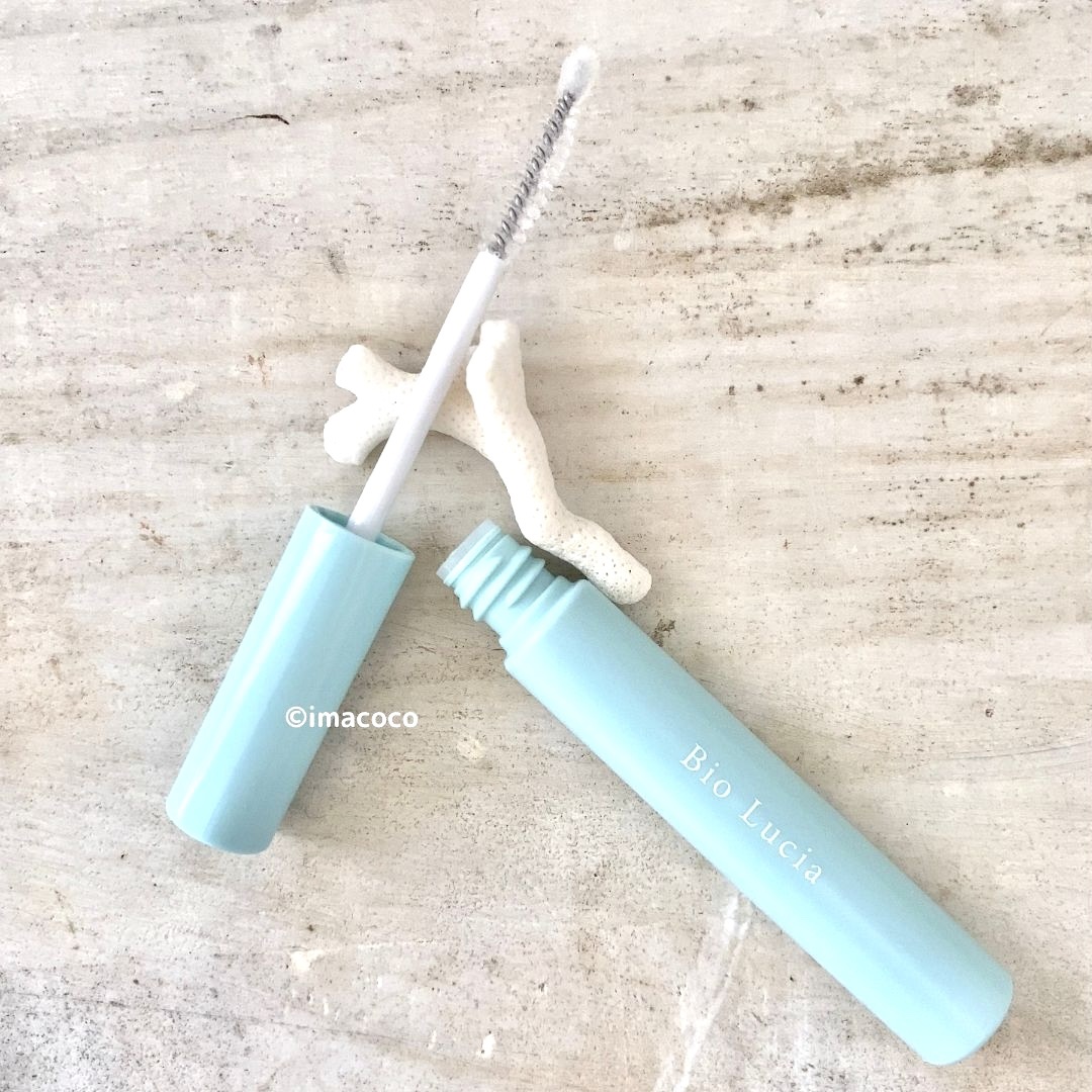 いまここ on LIPS 「まつ毛と眉毛、涙袋にも使えるまつ毛美容液