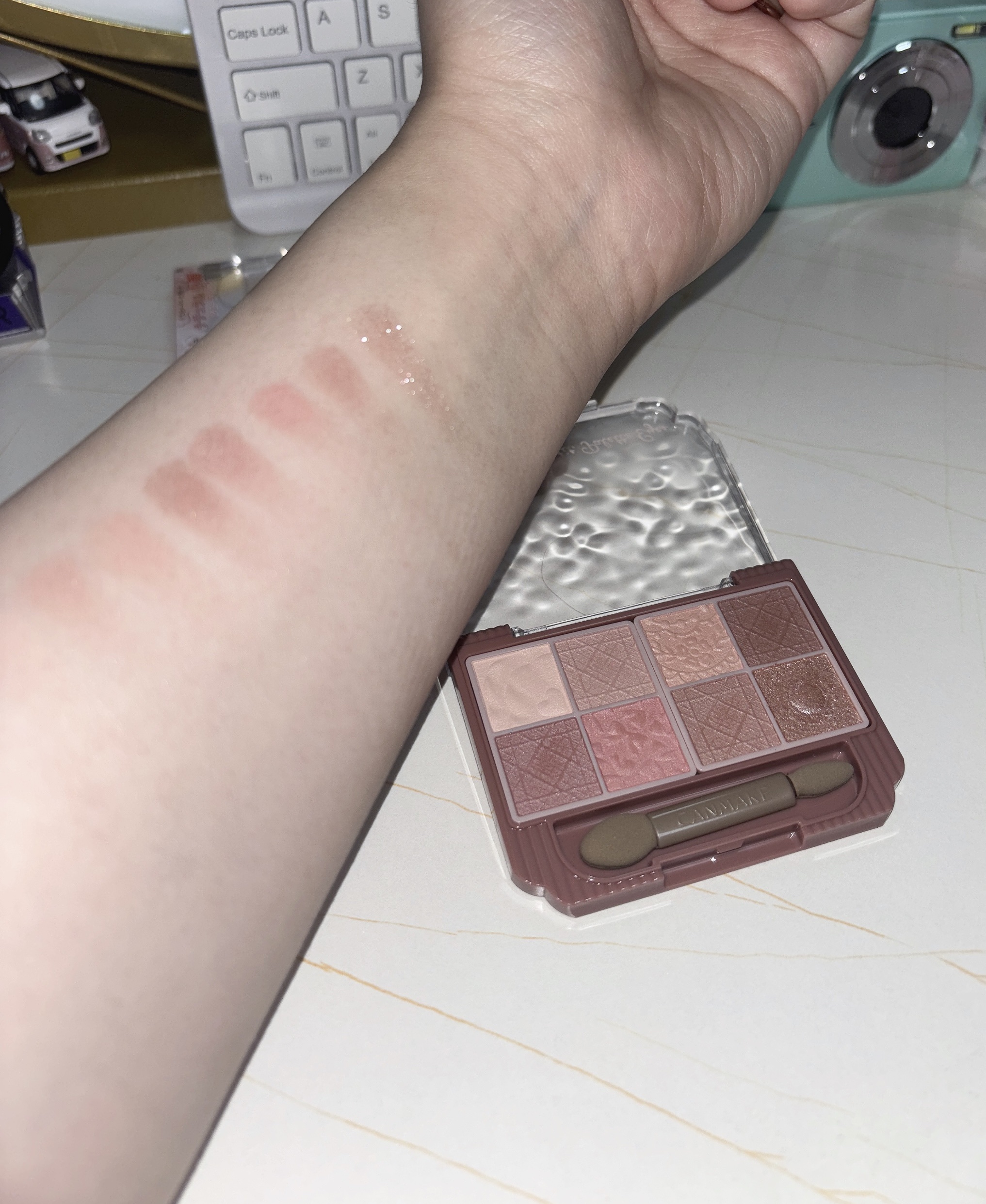 プティパレットアイズ（マットタイプ）/キャンメイク/パウダーアイシャドウを使ったクチコミ（2枚目）