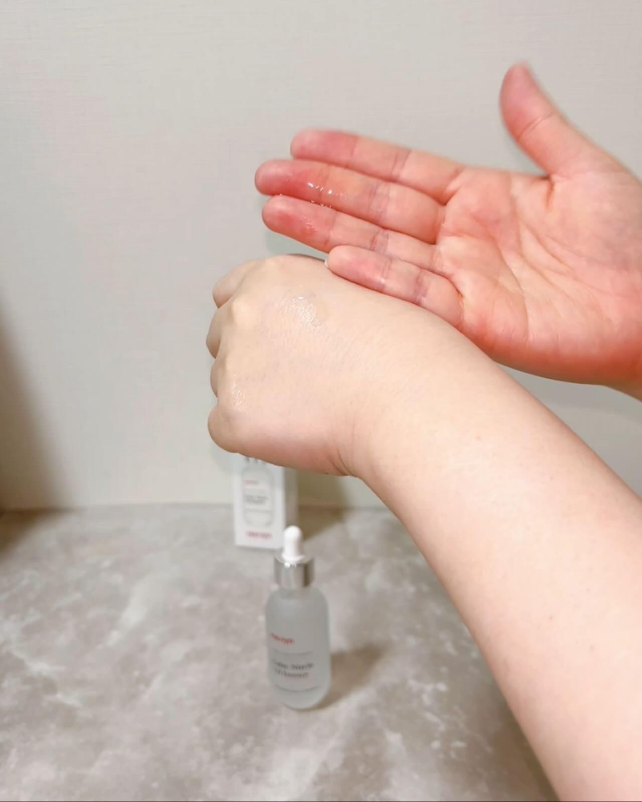 ガラク ナイアシン 3.0 エッセンス/manyo/美容液を使ったクチコミ(5枚目)