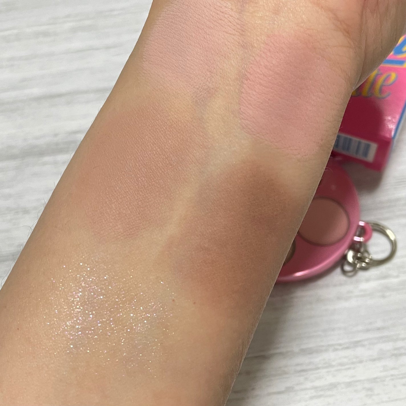 フィー ポケットアイパレット/fwee/アイシャドウパレットを使ったクチコミ(3枚目)