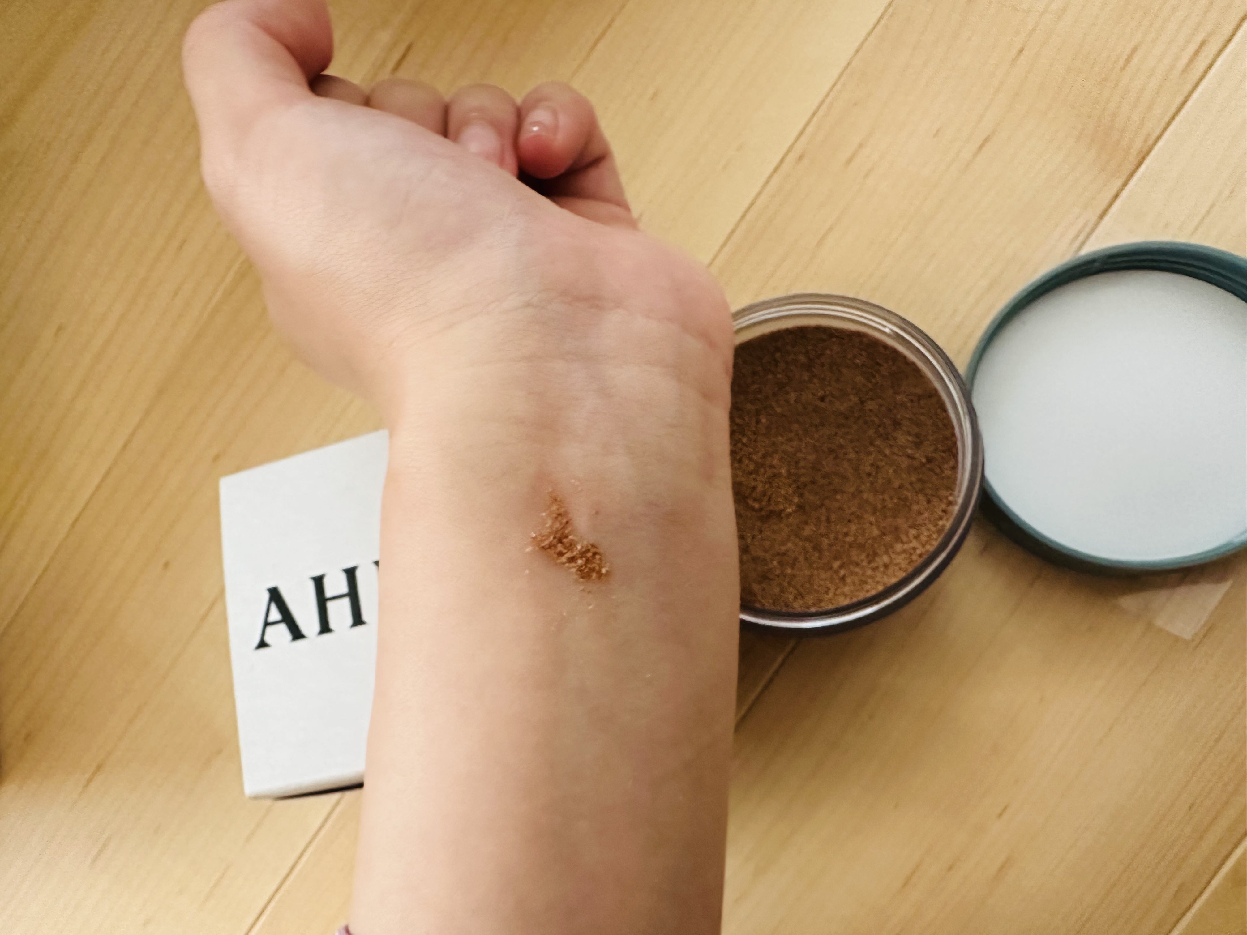 フェイススクラブ ブラッシャー VG/アーレス/スクラブ・ゴマージュを使ったクチコミ（3枚目）