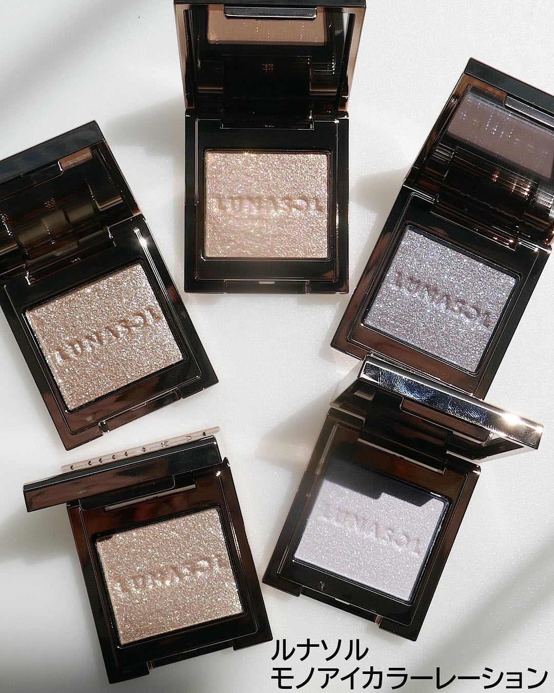 ルナソル モノアイカラーレーション/LUNASOL/単色アイシャドウを使ったクチコミ(2枚目)