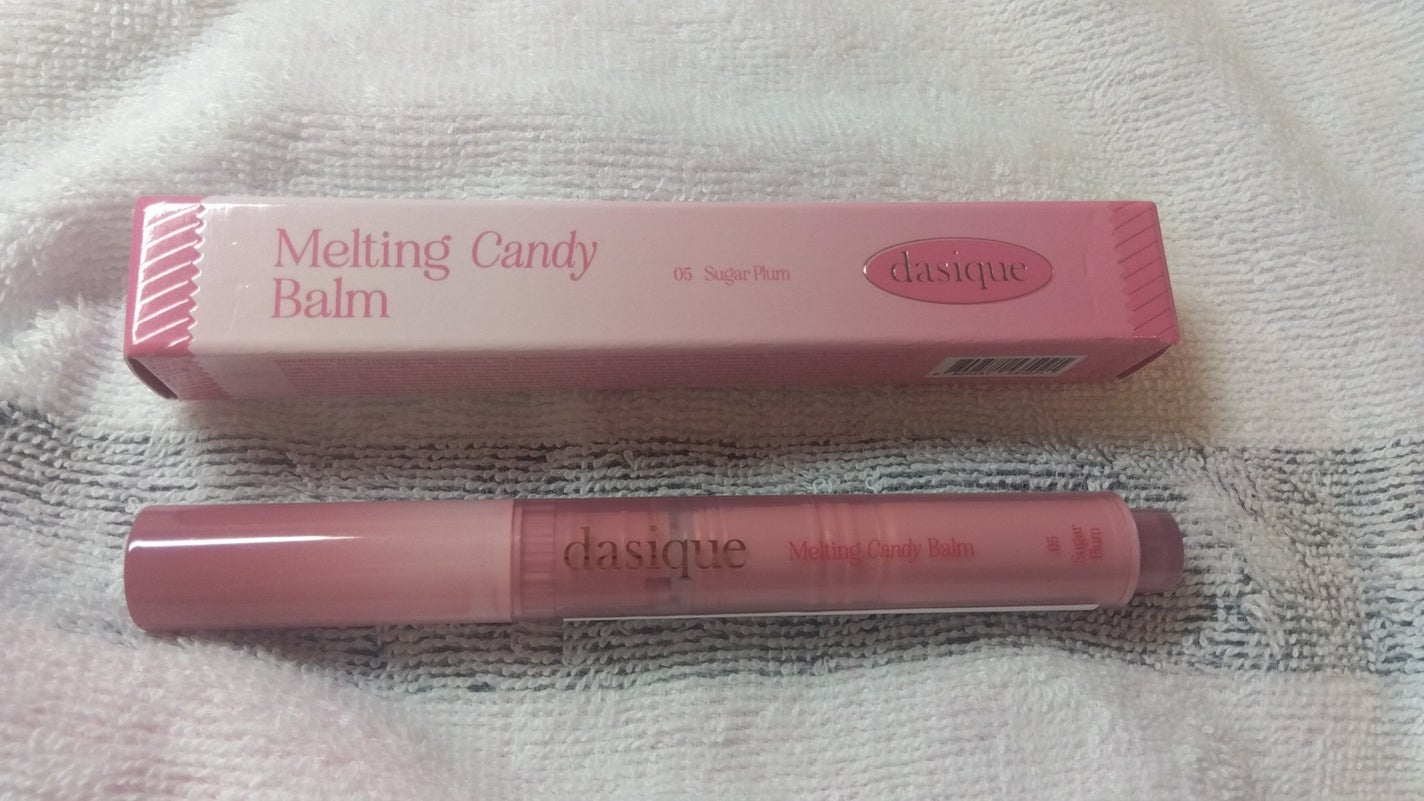 T🩷 on LIPS 「デイジークメルティングキャンディバーム#05シュガープラム個人..」(1枚目)