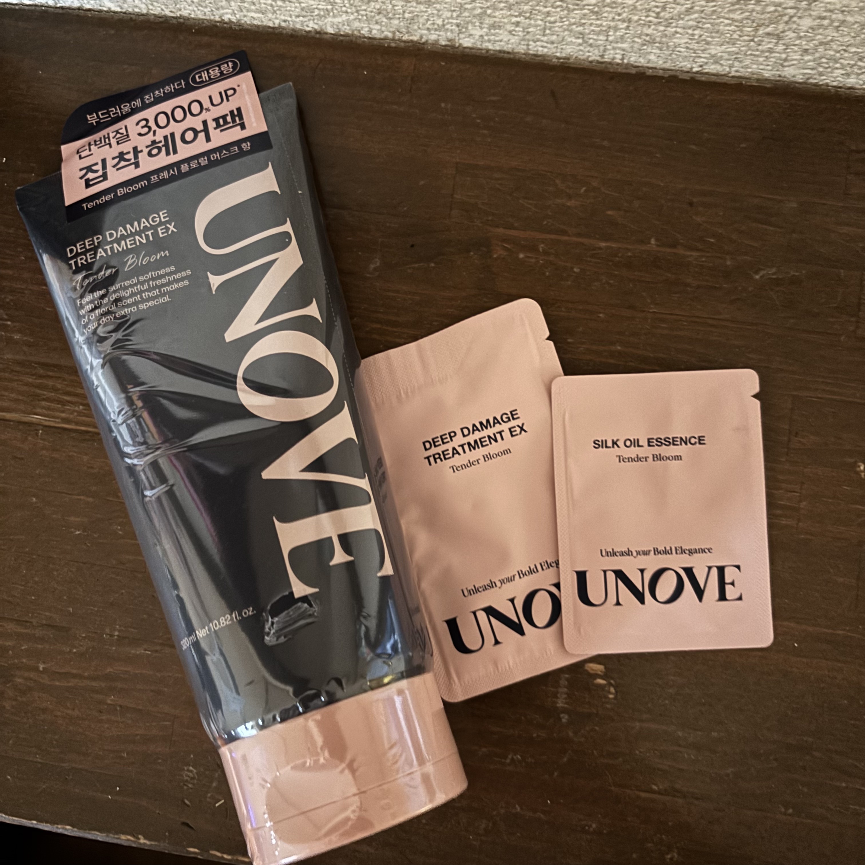 アノブ シルクオイルエッセンス/UNOVE/ヘアオイルを使ったクチコミ（1枚目）