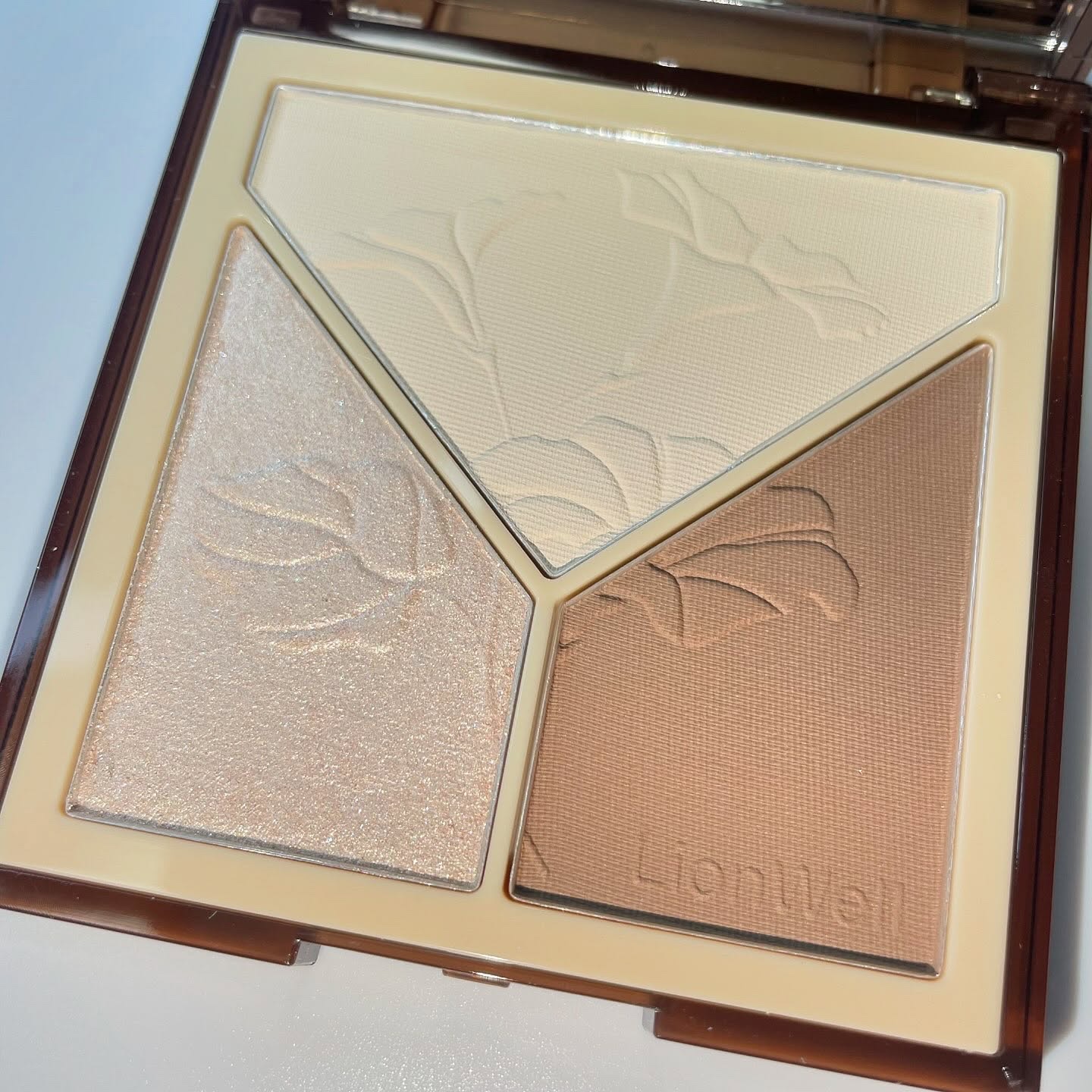 クリエイティブ コントゥア/LionWell（ライオンウェル）/シェーディングを使ったクチコミ（2枚目）