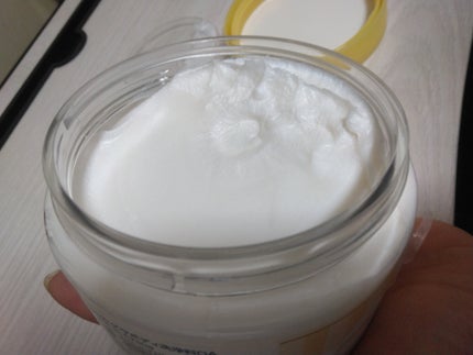 ダヴ ふわとろ クリーミースクラブ 堂島ロール/ダヴ/ボディスクラブを使ったクチコミ(4枚目)