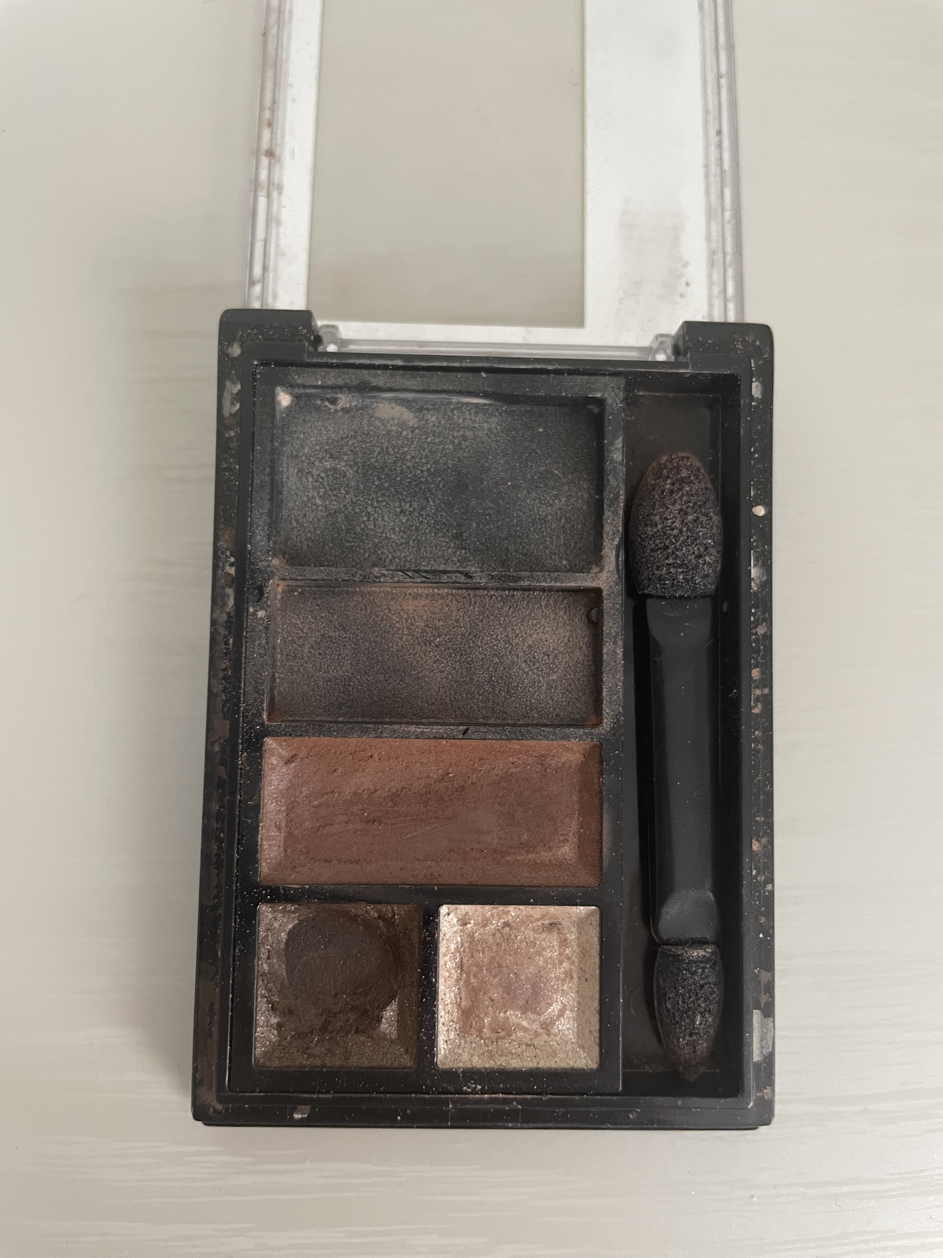 ショコラスウィート アイズ ソフトマット 001 クリームショコラ/リンメル ロンドン/アイシャドウパレットを使ったクチコミ（1枚目）