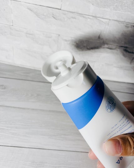 ぷえら on LIPS 「アトバリア365クリーム使ってみました🙌シンプルなパッケージの..」(3枚目)