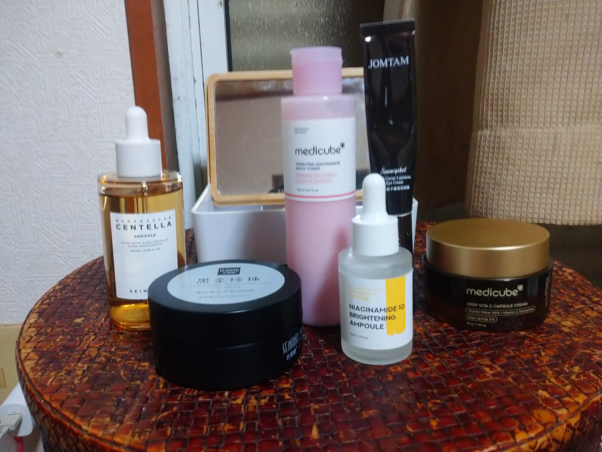 黄金キャビアアイクリーム/JOMTAM/アイケア・アイクリームを使ったクチコミ（1枚目）